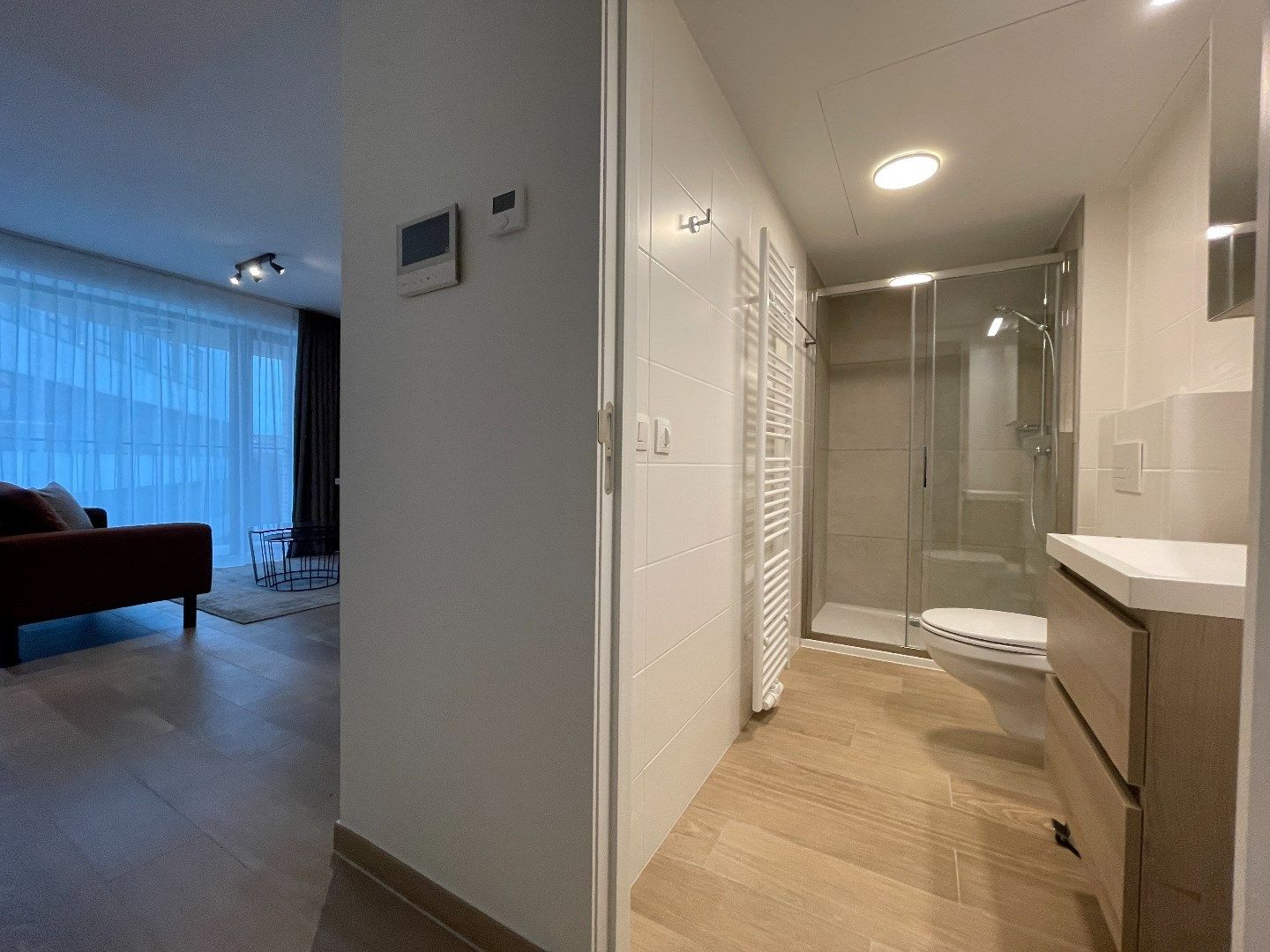 Trendy 1 slpk appartement met terras  foto 10