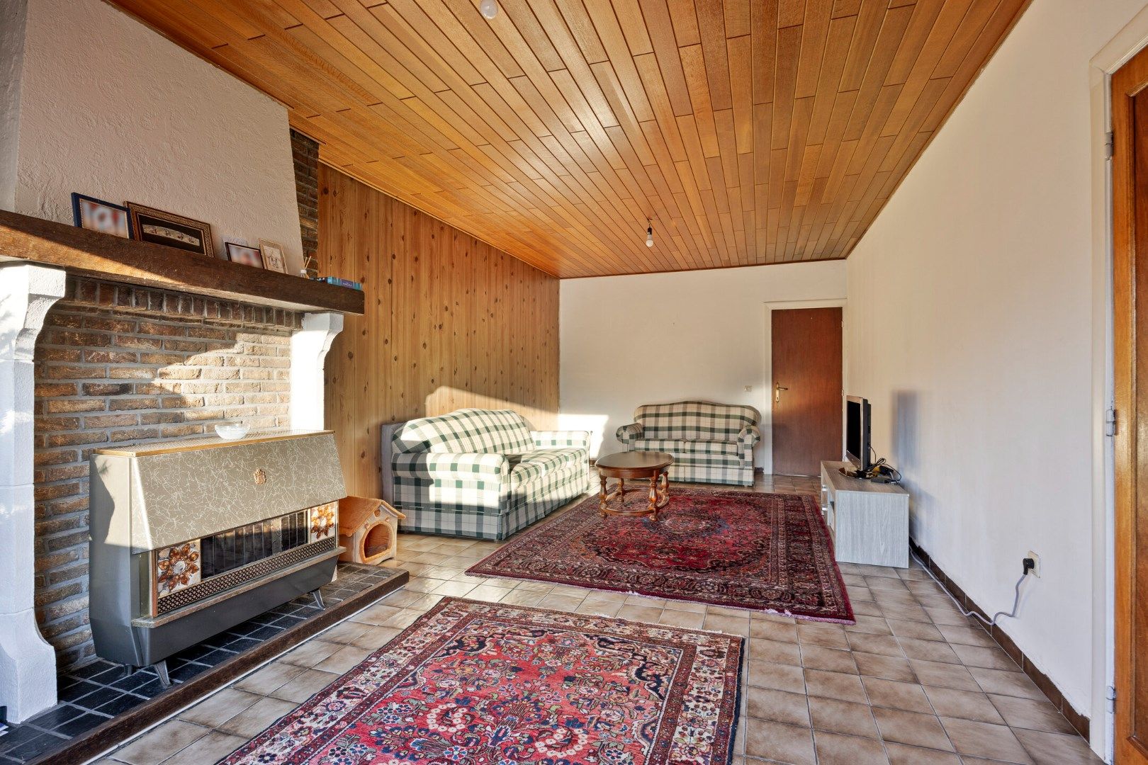 Te renoveren woning nabij het centrum van Mol ! foto 2