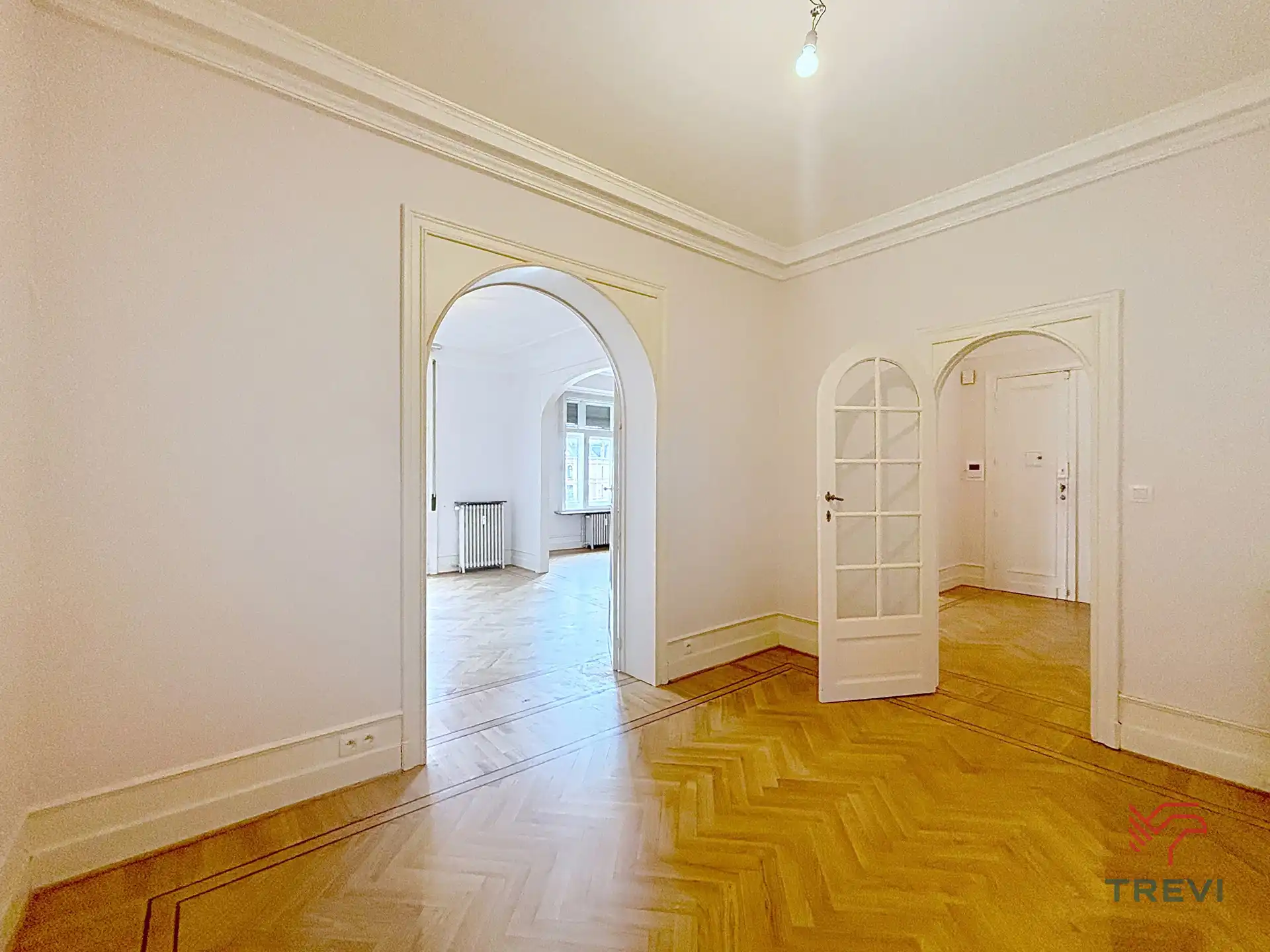 Mooi appartement met 2 slaapkamers + 2 kelders + garagebox  foto 5