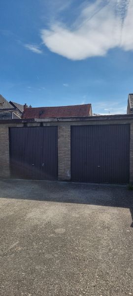 Ruime statige herenwoning met dubbele garage en kleine achtertuin foto 5