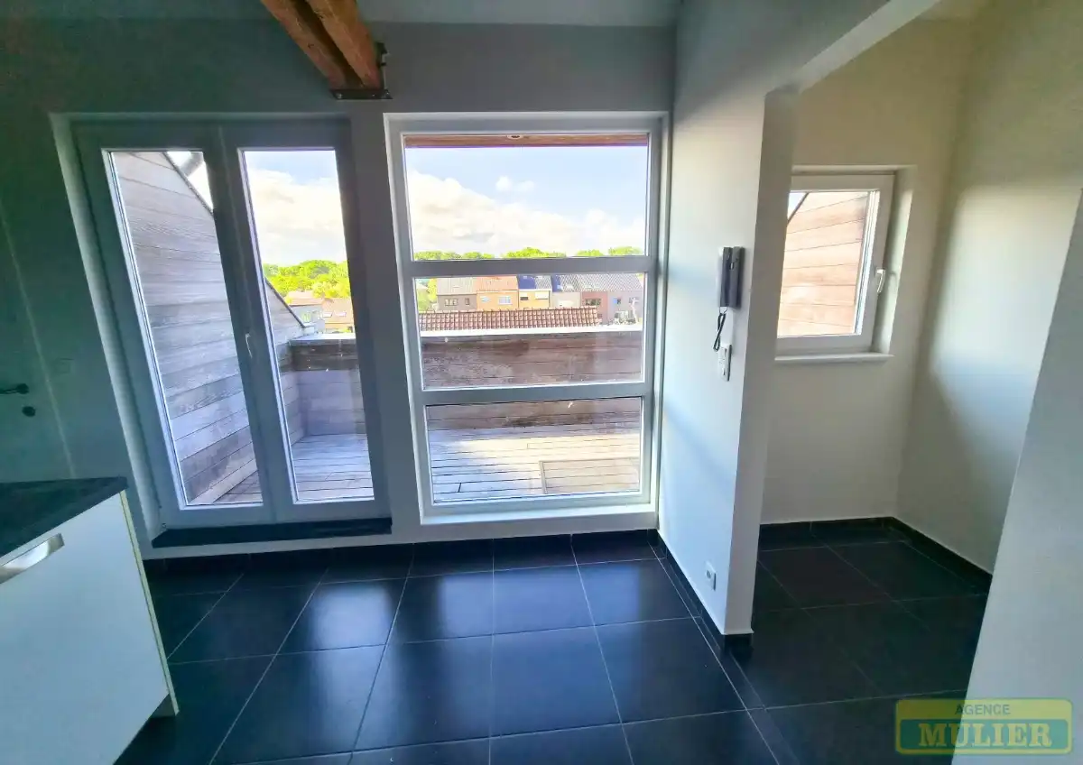 MODERN APPARTEMENT AAN DE ZONNEKANT TE KOOP IN DE PANNE foto 12