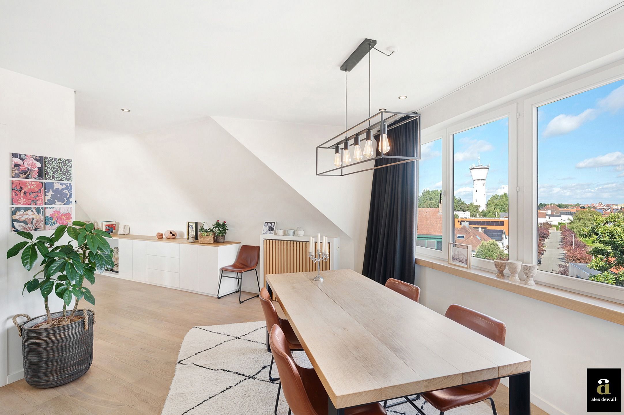 Ruim en licht dakappartement met westterras te Duinbergen foto 15