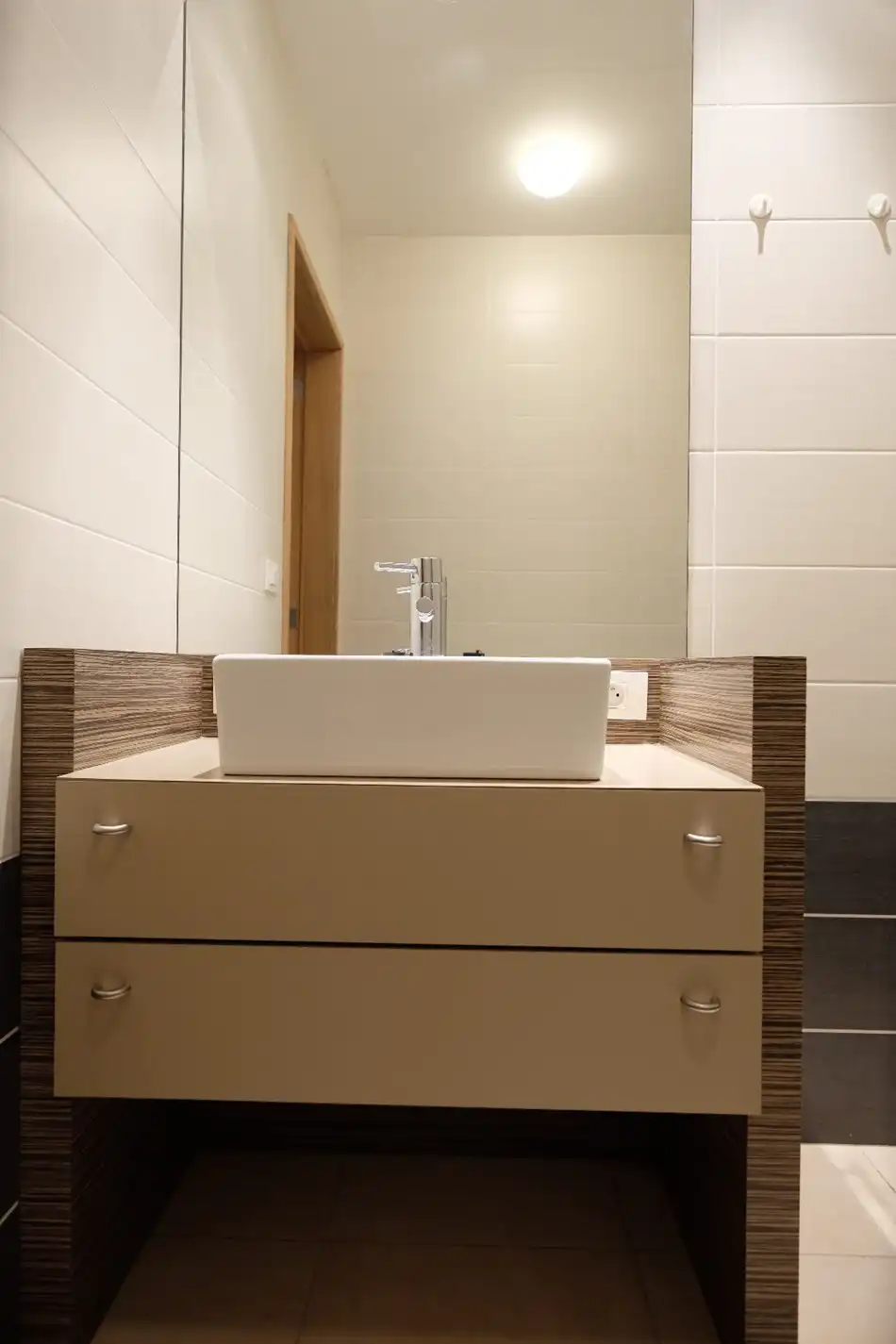 Gelijkvloers appartement op marktplein Gits foto 8