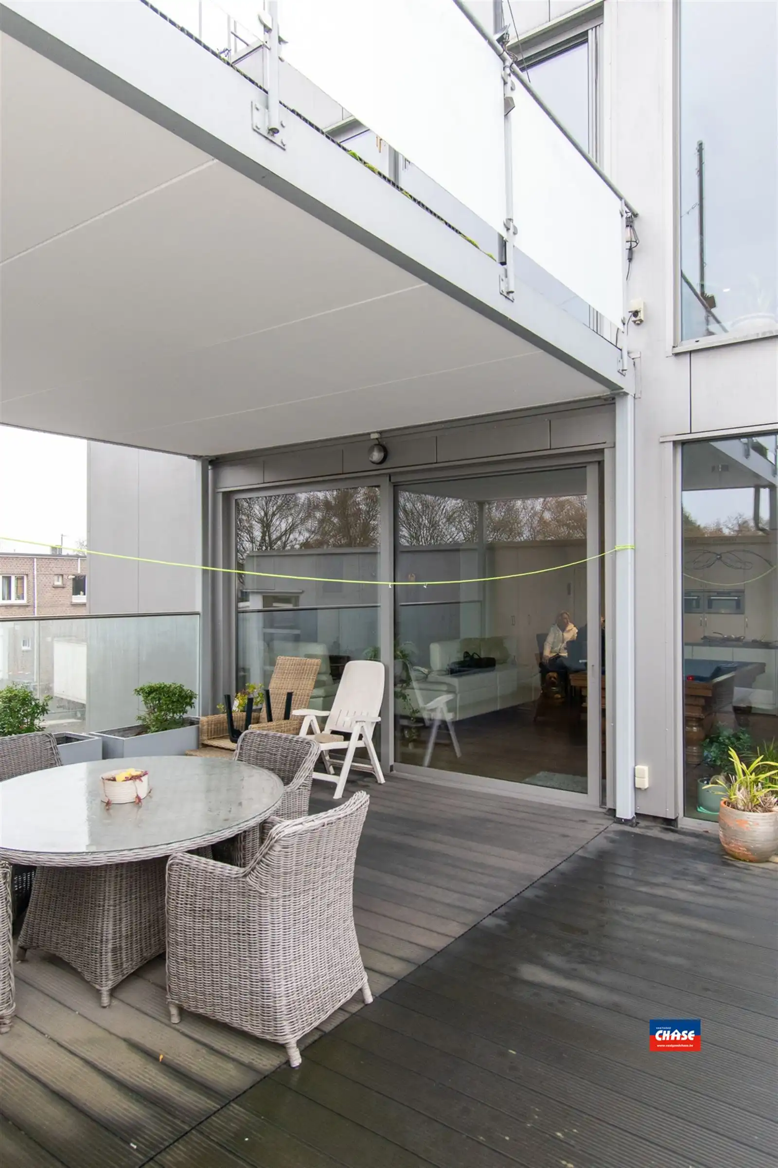 Gemengd gebouw met winkel, 2 appartementen, kantoor en magazijnruimte foto 19