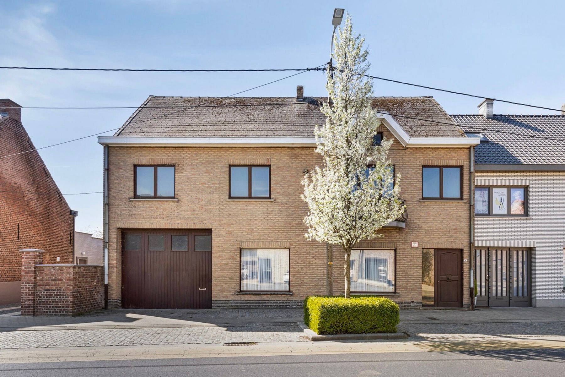 Hoofdfoto van de publicatie: Huis te koop