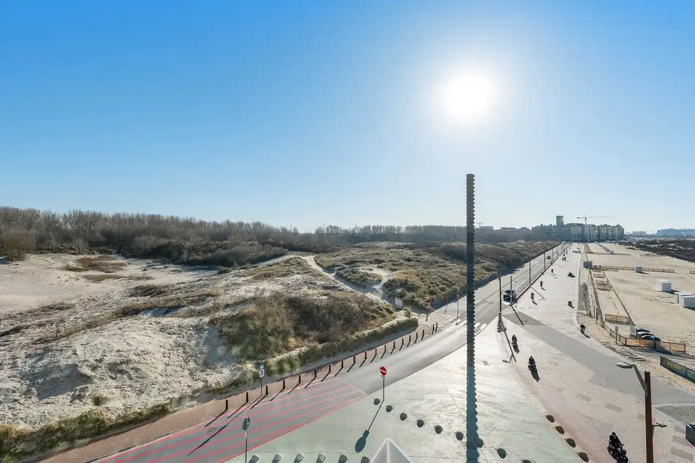 Ruim hoekappartement met zonneterrassen in de recente residentie Cap Horn foto 41