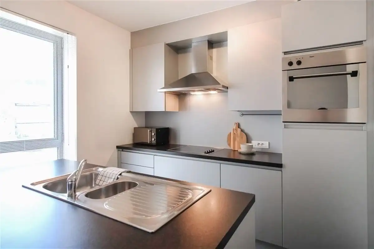 Ruim appartement met terras aan den "Oudaan" foto 4