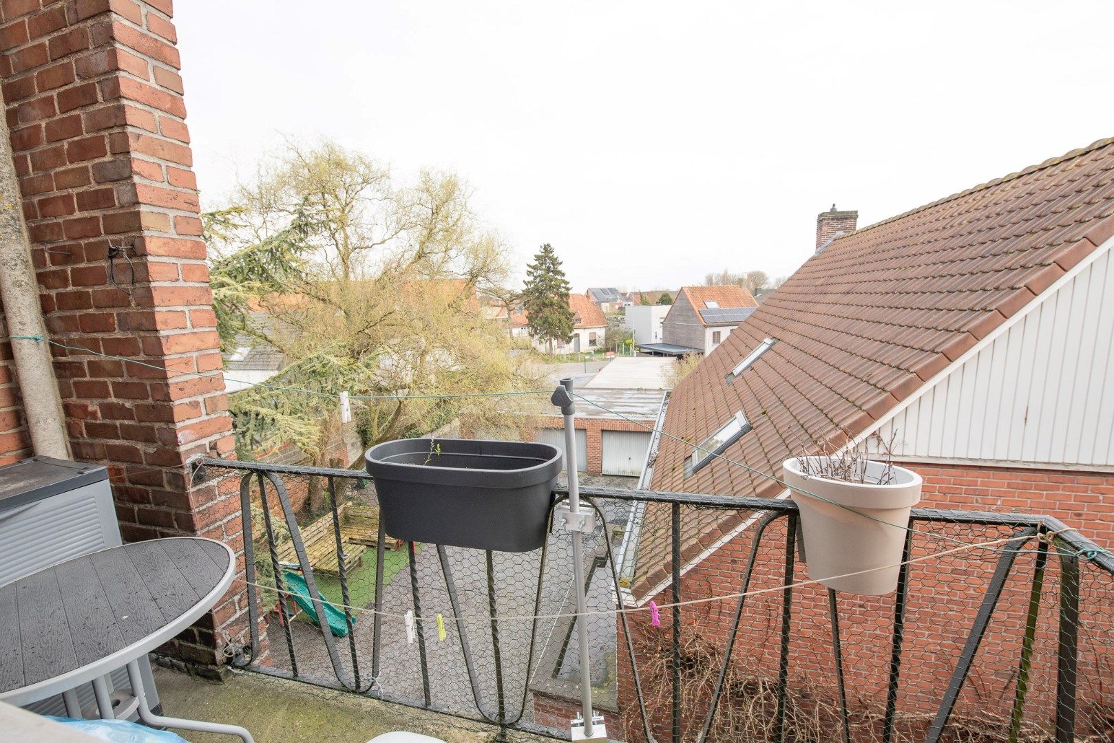 Centraal gelegen ruim en lichtrijk appartement met 3 slaapkamers! foto 13