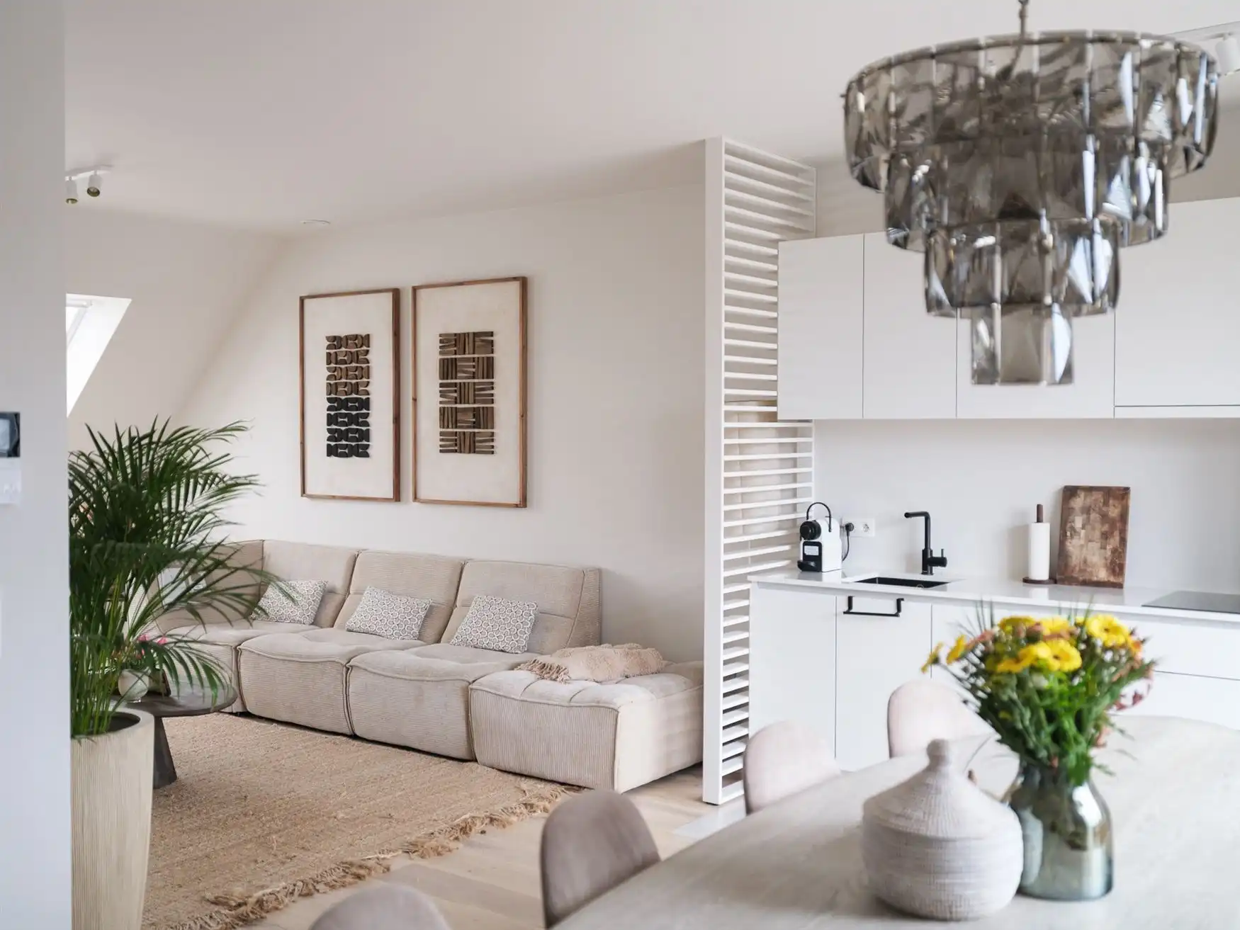 Energiezuinig, instapklaar appartement met terras. foto {{pictureIndex}}