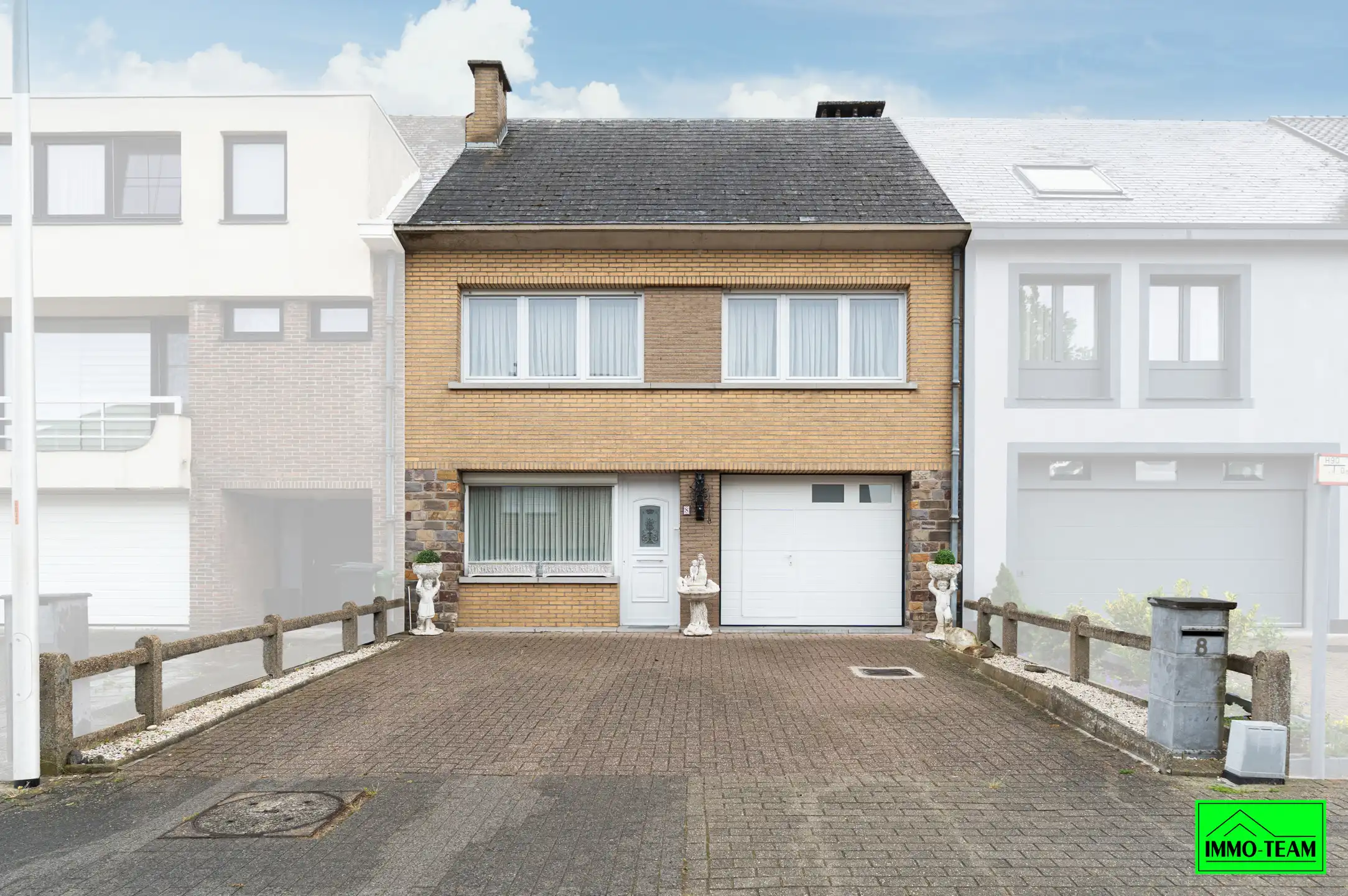 Hoofdfoto van de publicatie: Gezinswoning met 4 slaapkamers in rustige woonwijk