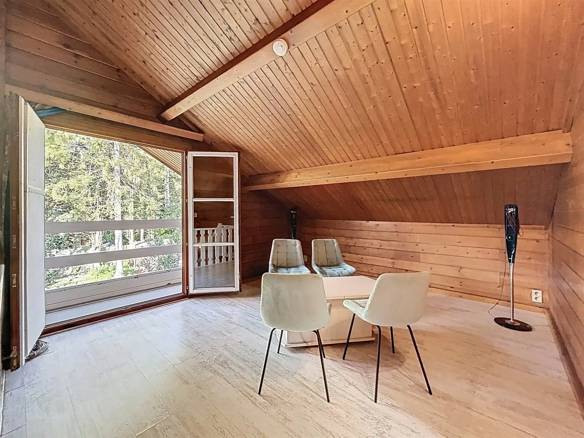 Instapklare vakantiewoning met garage op perceel van 938 m² foto 6