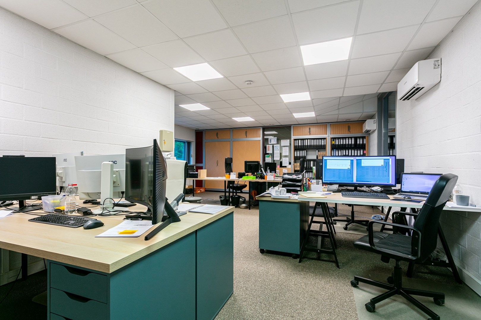 Uw ideale KMO-unit in Lille – Instapklaar en strategisch gelegen! foto 7