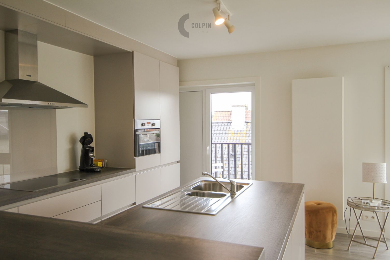Modern 2 slaapkamerappartement in centrum Heist-aan-Zee foto {{pictureIndex}}