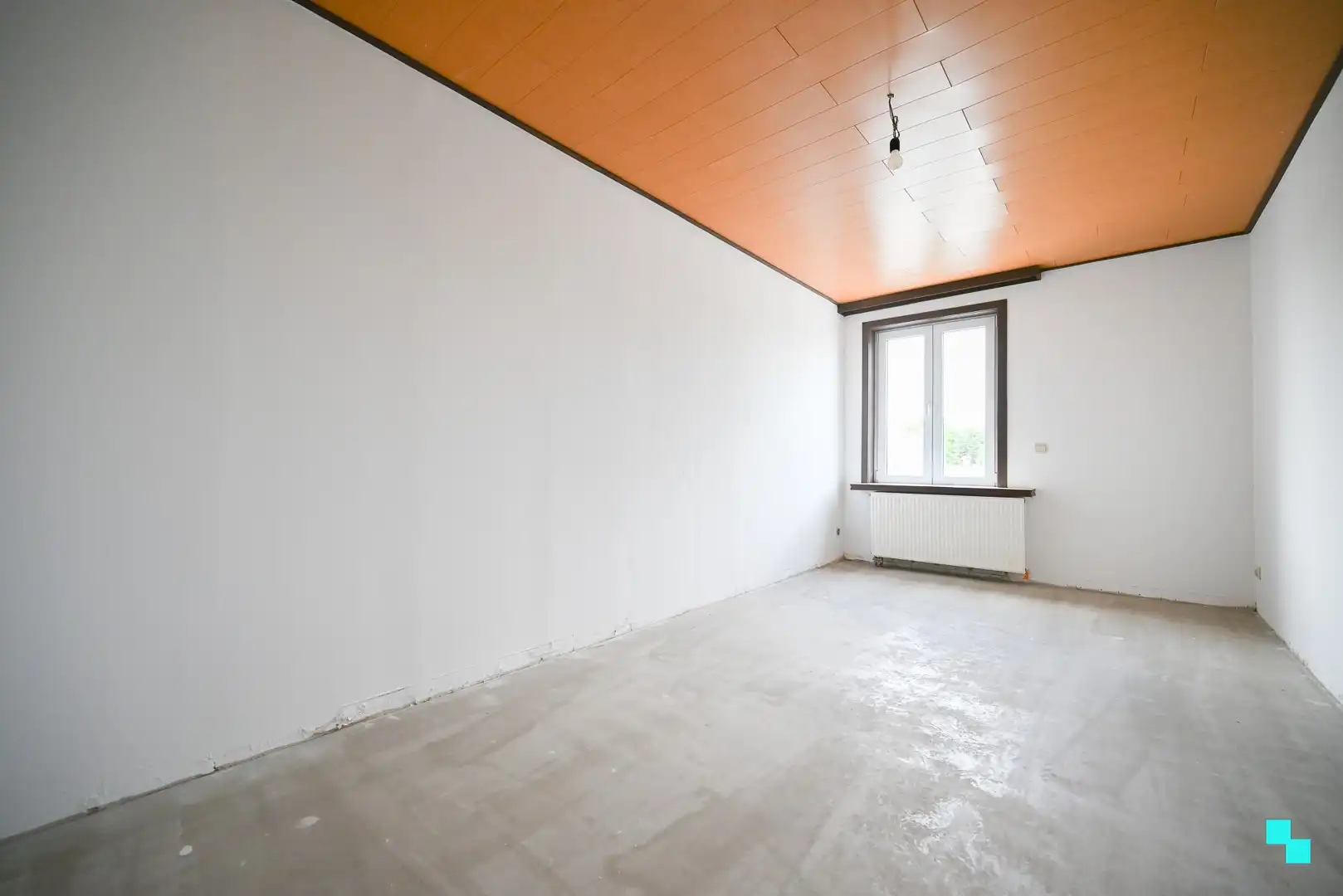 Bedrijfsgebouw met bovenliggend appartement te Sint-Eloois-Winkel foto 22
