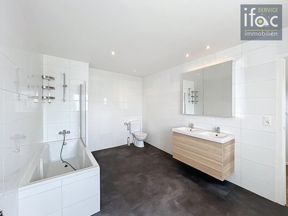 Rijhuis te huur foto 14