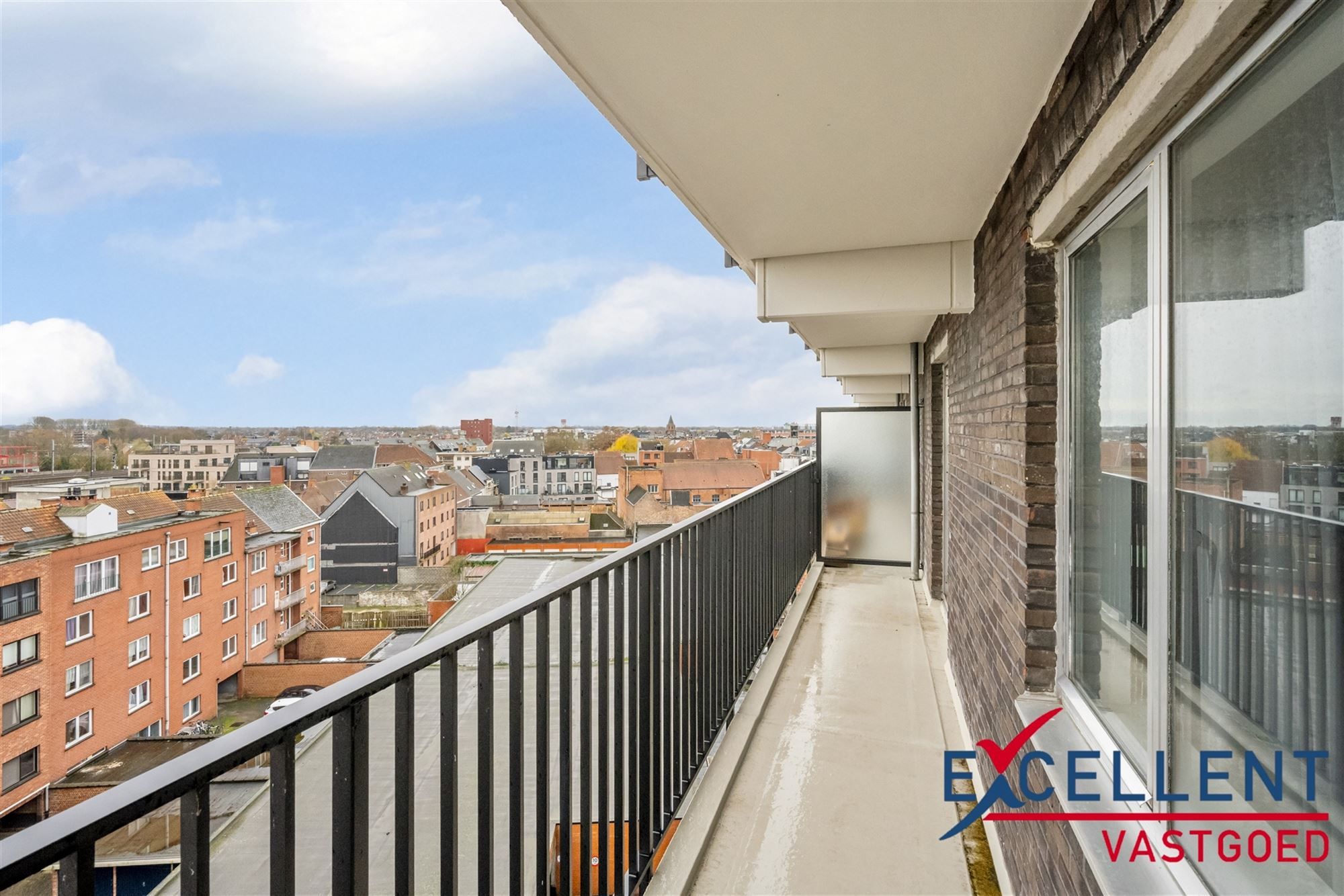 Centraal gelegen appartement met 2 slaapkamers in Deinze te koop foto 8