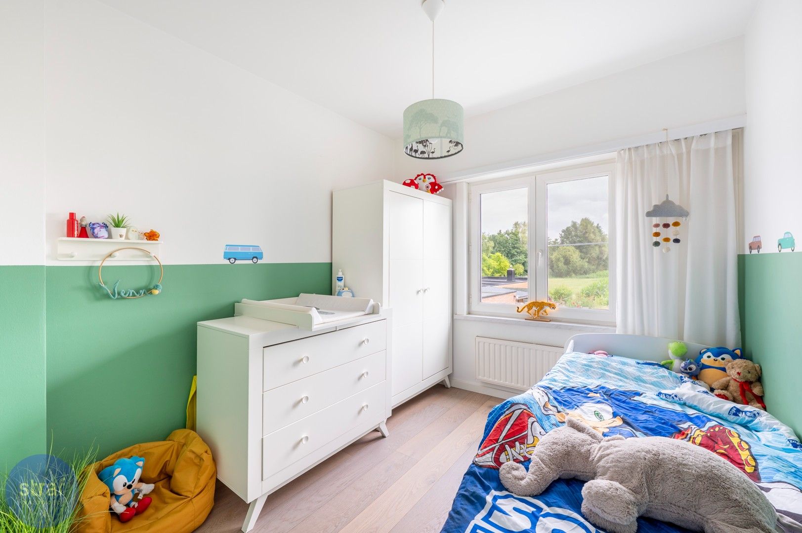 Moderne halfopen bebouwing mét groen uitzicht! foto 15