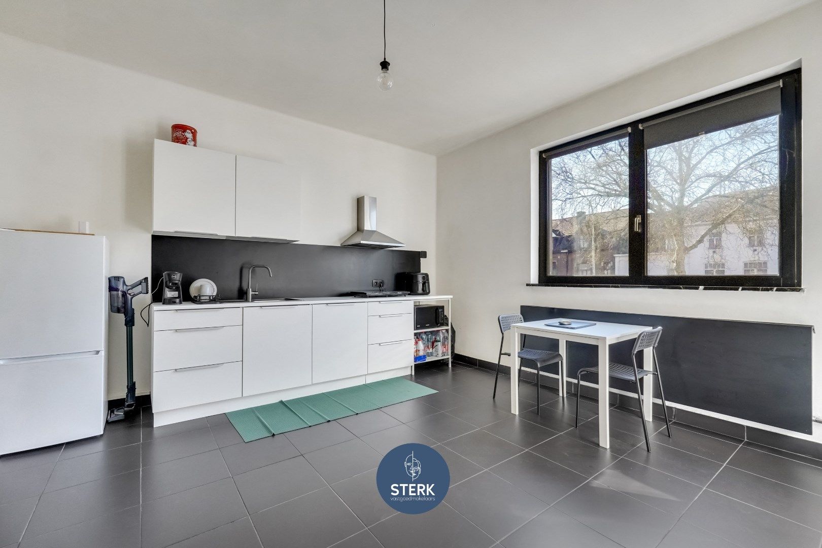 KANTOOR MET STUDIO EN APPARTEMENT OP EEN CENTRALE LOCATIE TE MAASMECHELEN ! foto 11