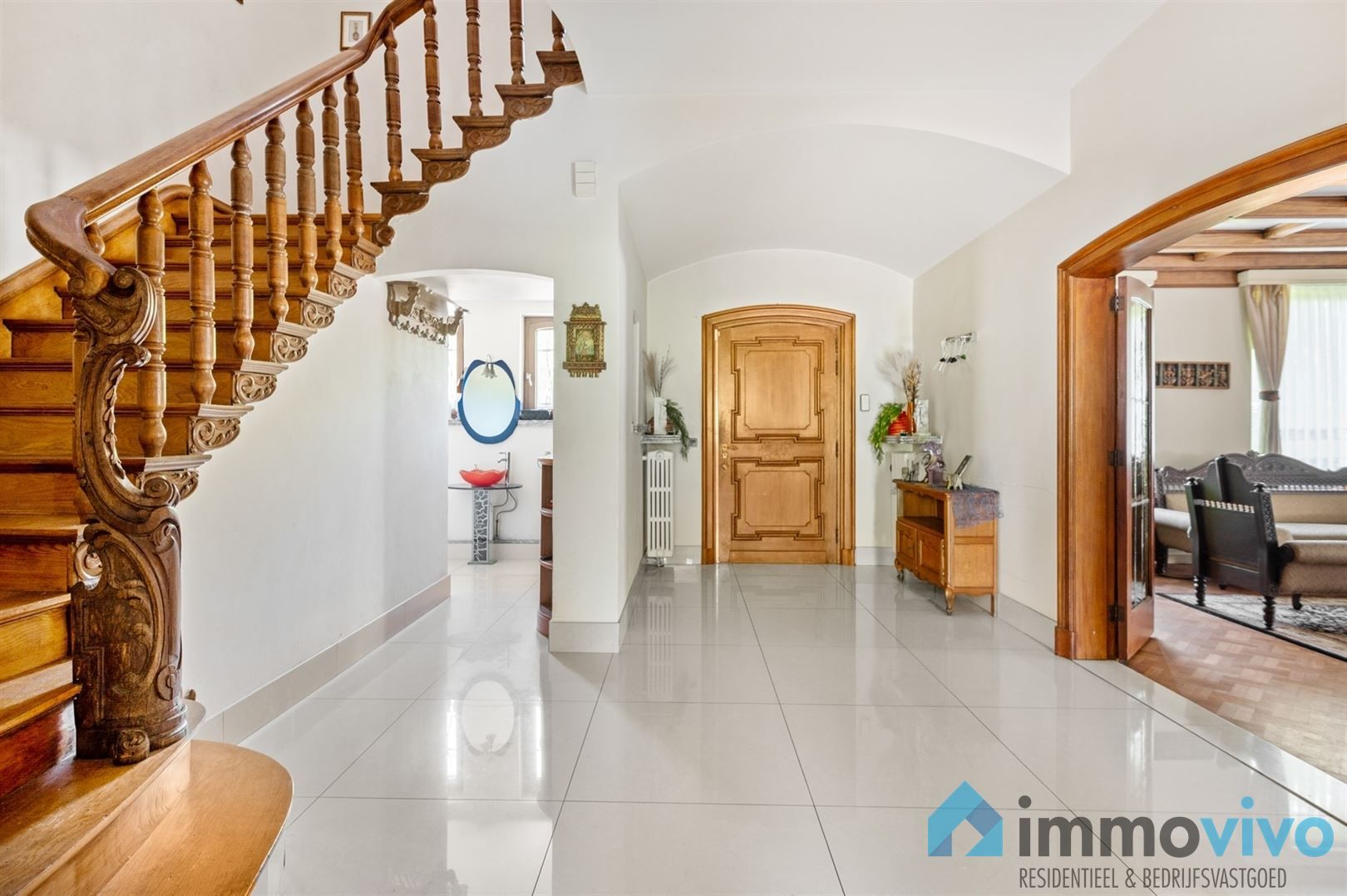 Karaktervolle rietgedekte villa op 1.120 m² met 5 slaapkamers en badkamers (475 m² bewoonbaar!) foto 16