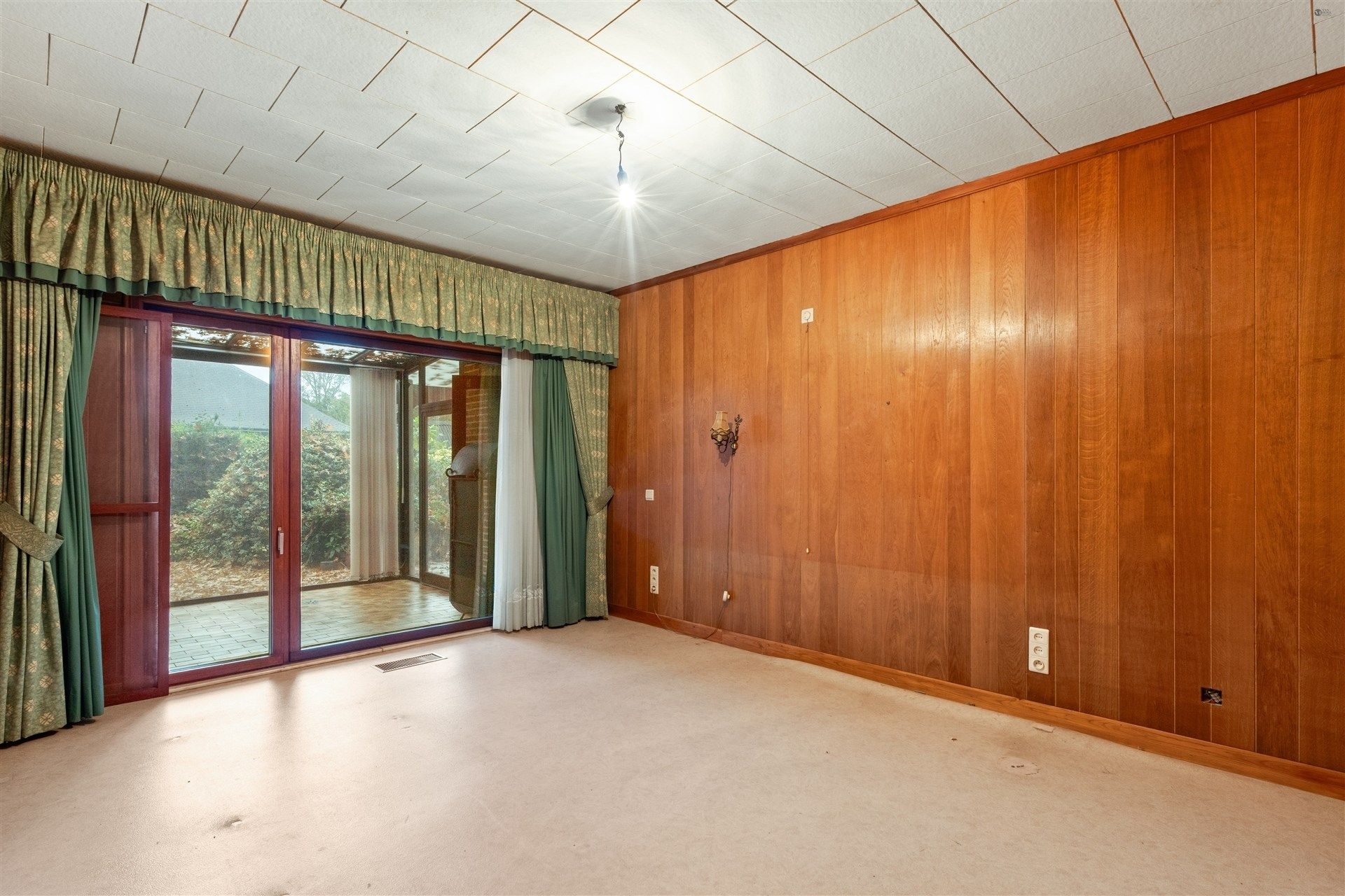 Gunstig gelegen open bebouwing met mooie tuin op een perceel van 2.212 m² foto 6