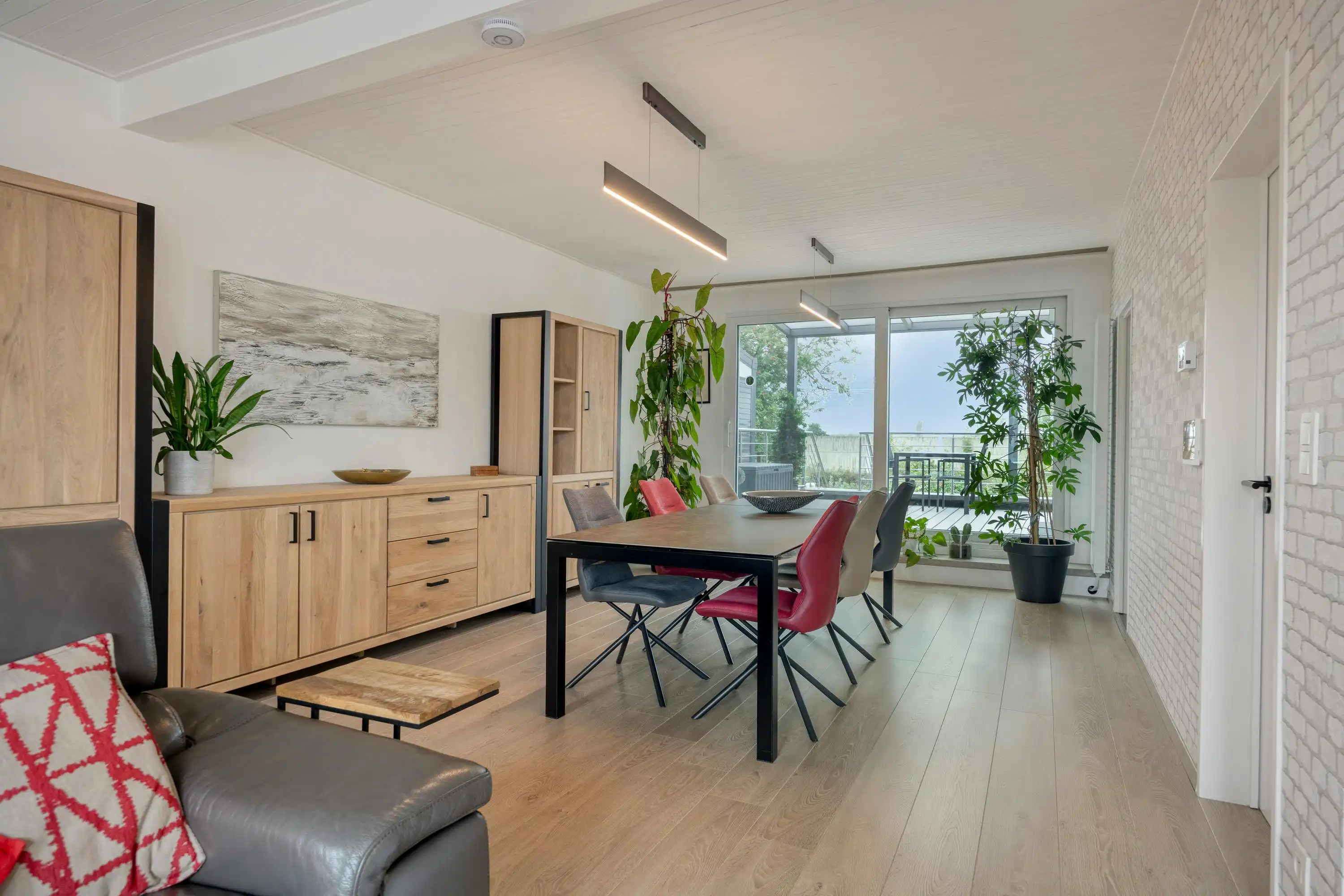 Lichtrijke en energiezuinige woning te koop in Ekeren foto 5