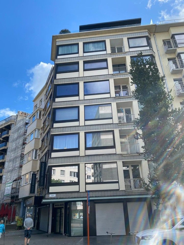 RESIDENTIE HELIOS foto {{pictureIndex}}