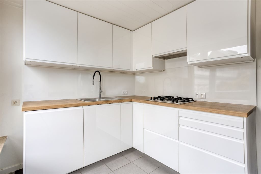 Gerenoveerd appartement op TOP locatie in Leuven foto 9