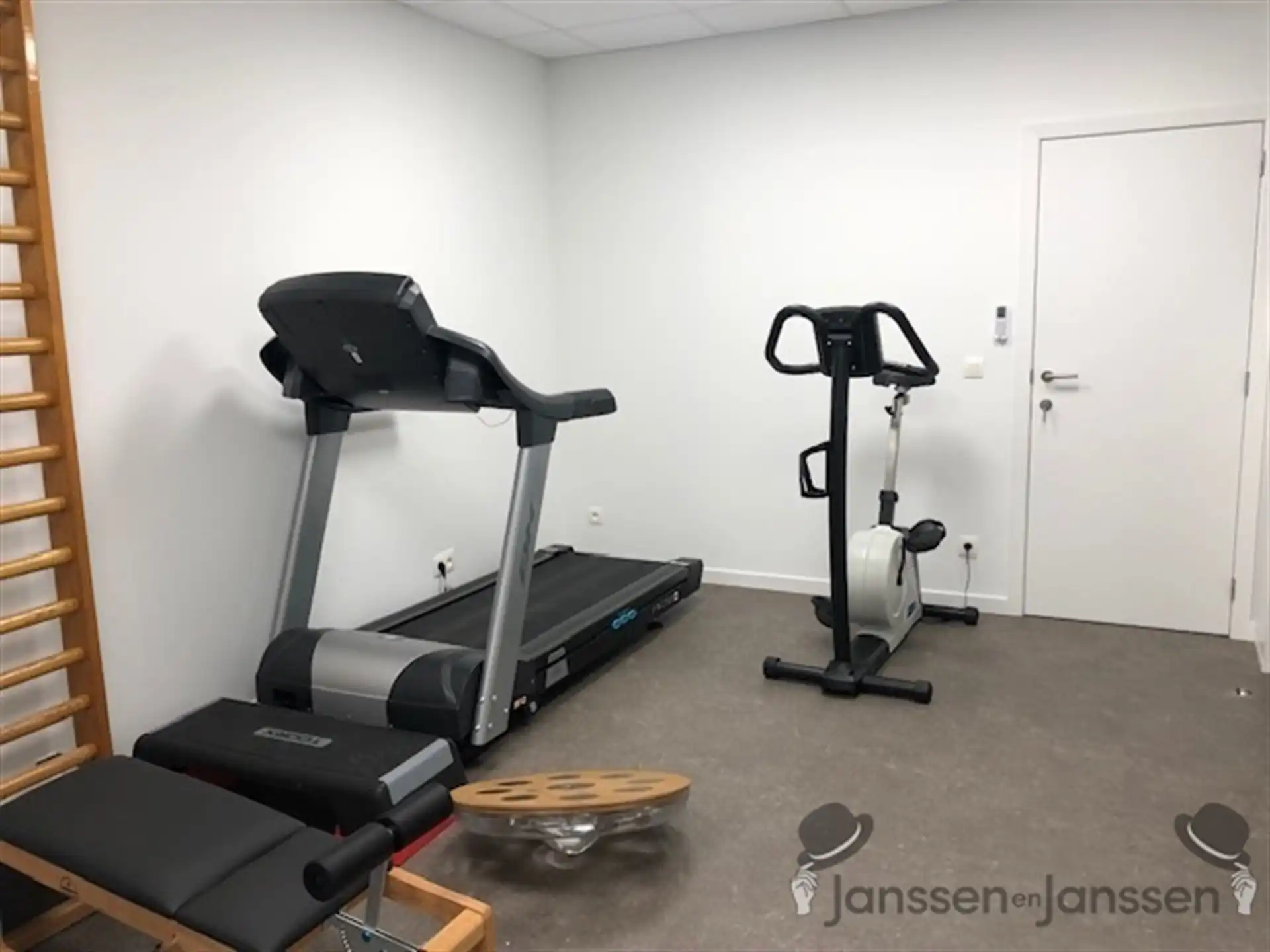 Verzorgd handelspand op toplocatie foto 10