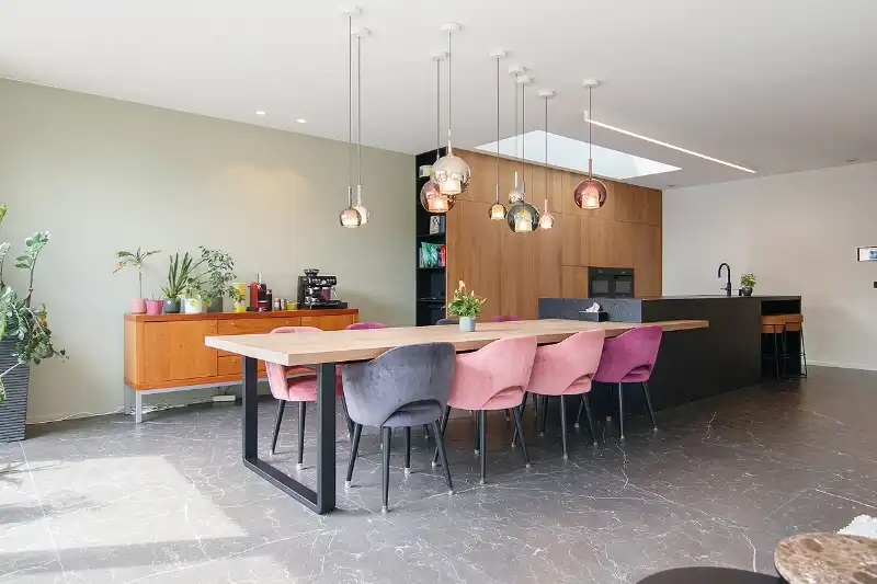 High-end, totaal gerenoveerde, ruime en energiezuinige woning met doordachte indeling op een TOP-locatie in Hasselt foto 6