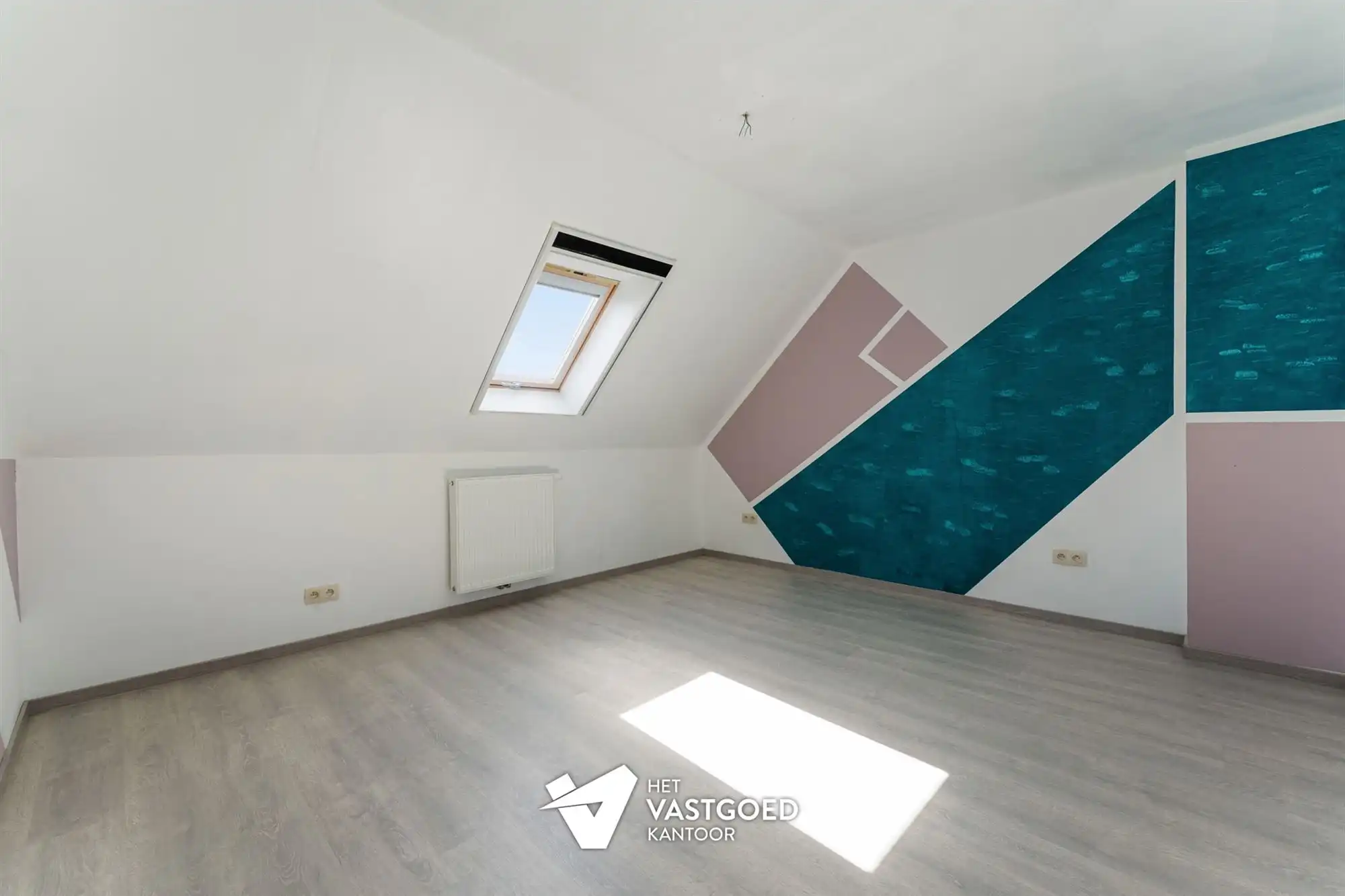 RECENT GERENOVEERDE RUIME WONING (220M²) MET 5 SLAAPKAMERS EN TUIN MET TUINKAMER TE BERINGEN foto 20