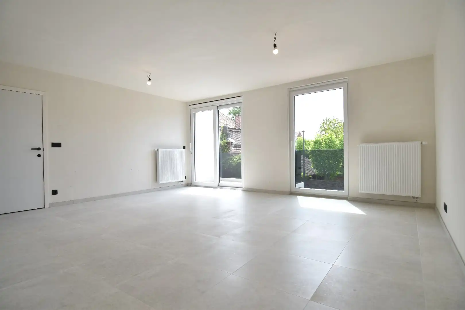 Appartement te koop met 2 slaapkamers en zonnige terras in Helkijn foto 9