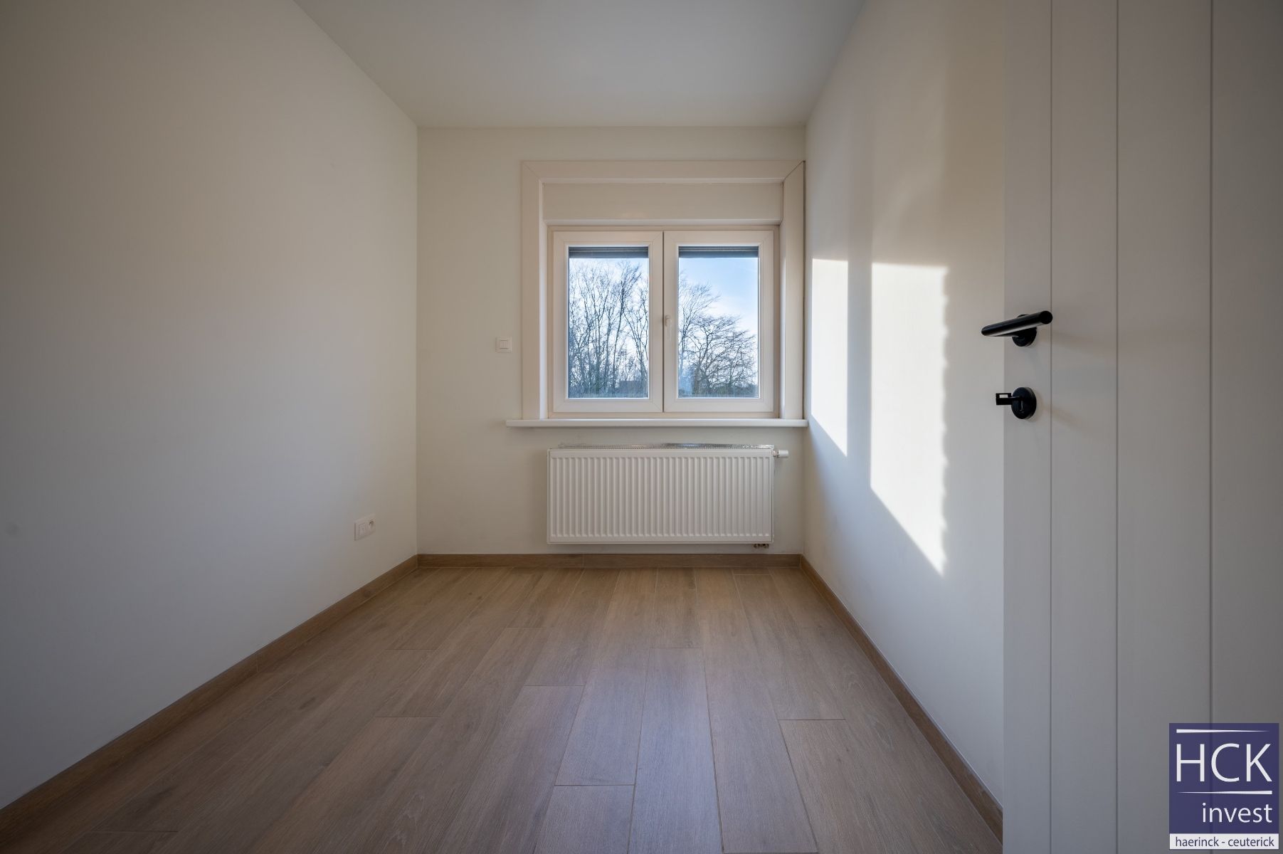 WAREGEM - Schitterend gerenoveerde & energiezuinige woning met 3 SLPK foto 15