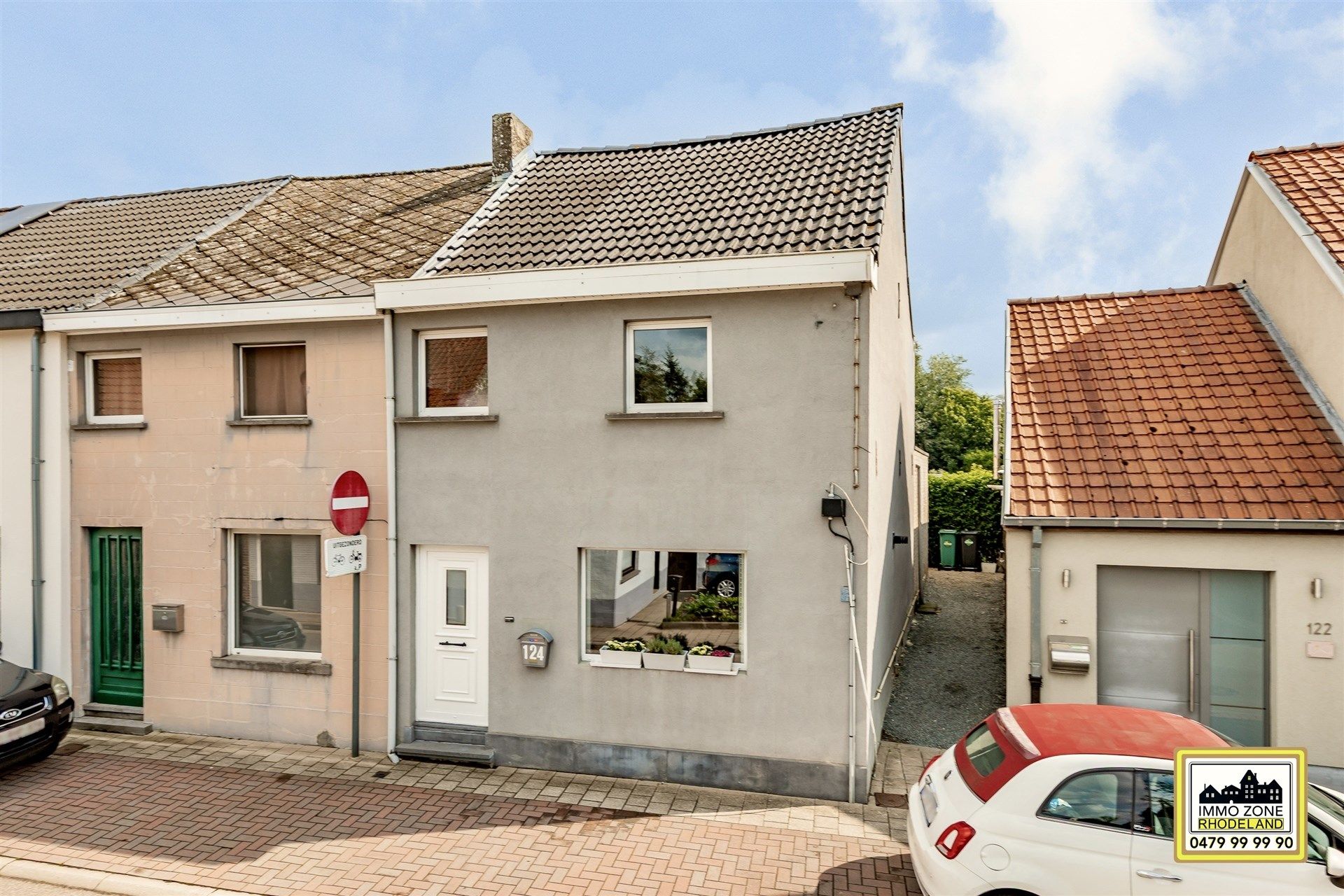 Super toffe instapklare halfopen woning met tuin foto 2