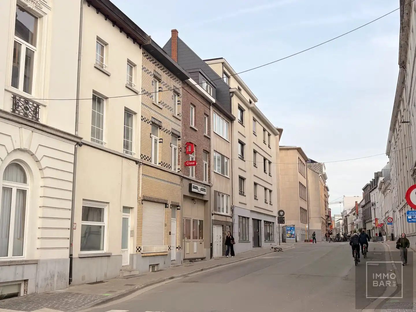Deels gerenoveerd handelspand met woonpotentieel in bruisende studentenbuurt foto 3