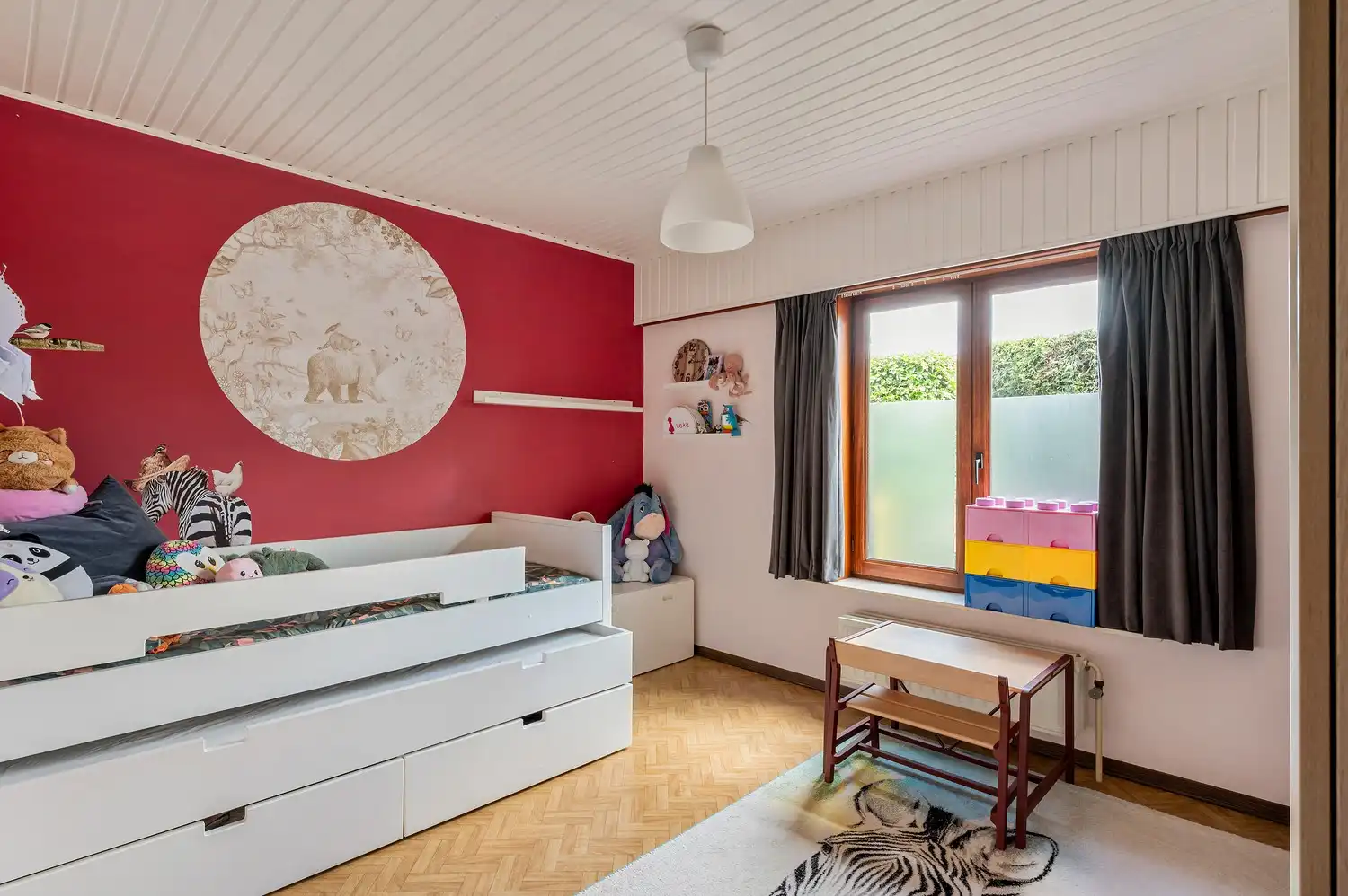 Instapklare open bebouwing op een ruim perceel van 1.185 m², landelijk gelegen met een prachtig vrij uitzicht aan de achterzijde. foto 24