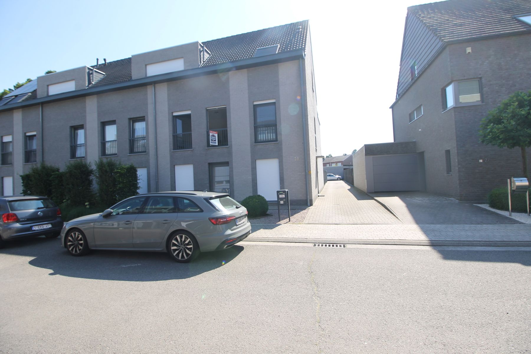 Een appartement op de eerste verdieping - met terras, kelderberging en garage foto {{pictureIndex}}