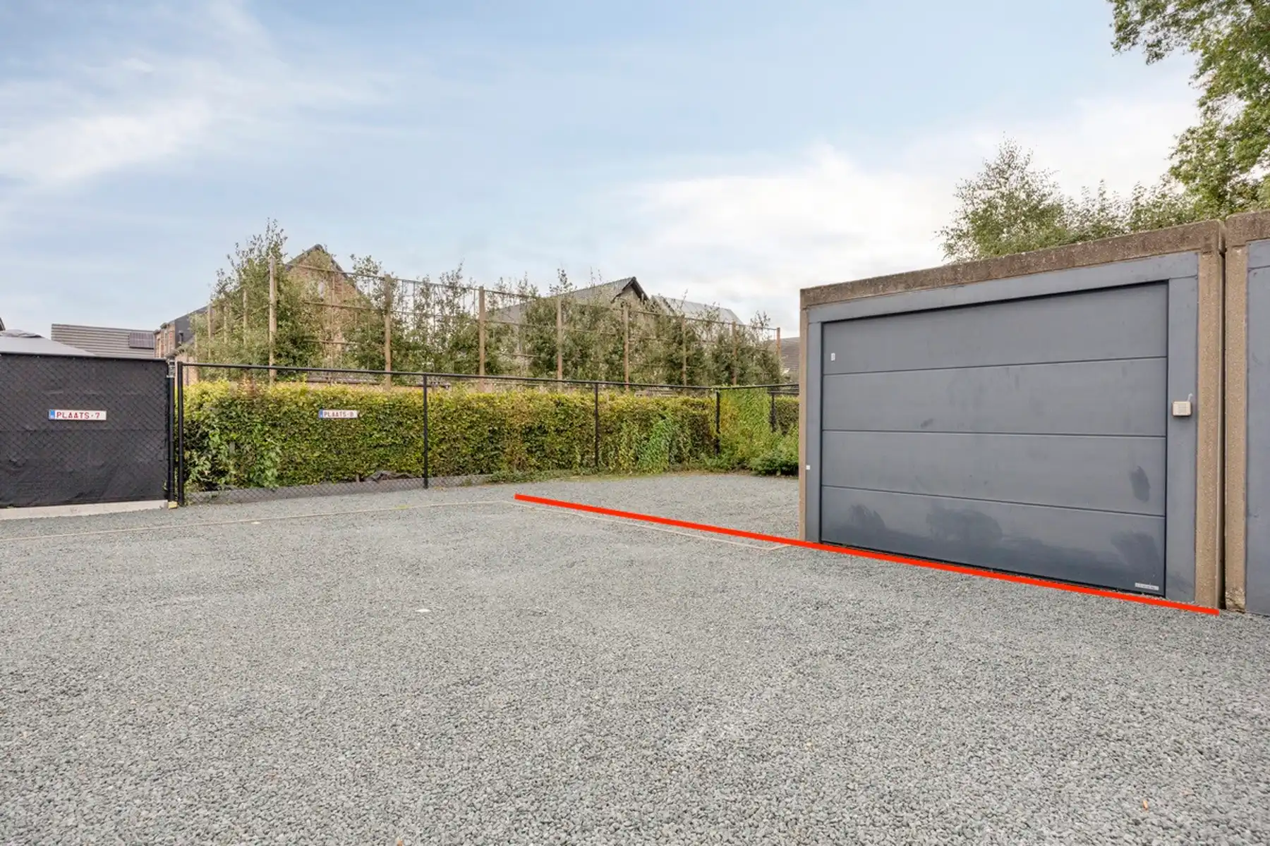 Uitzonderlijk ruim appartement met garage en staanplaats foto 27