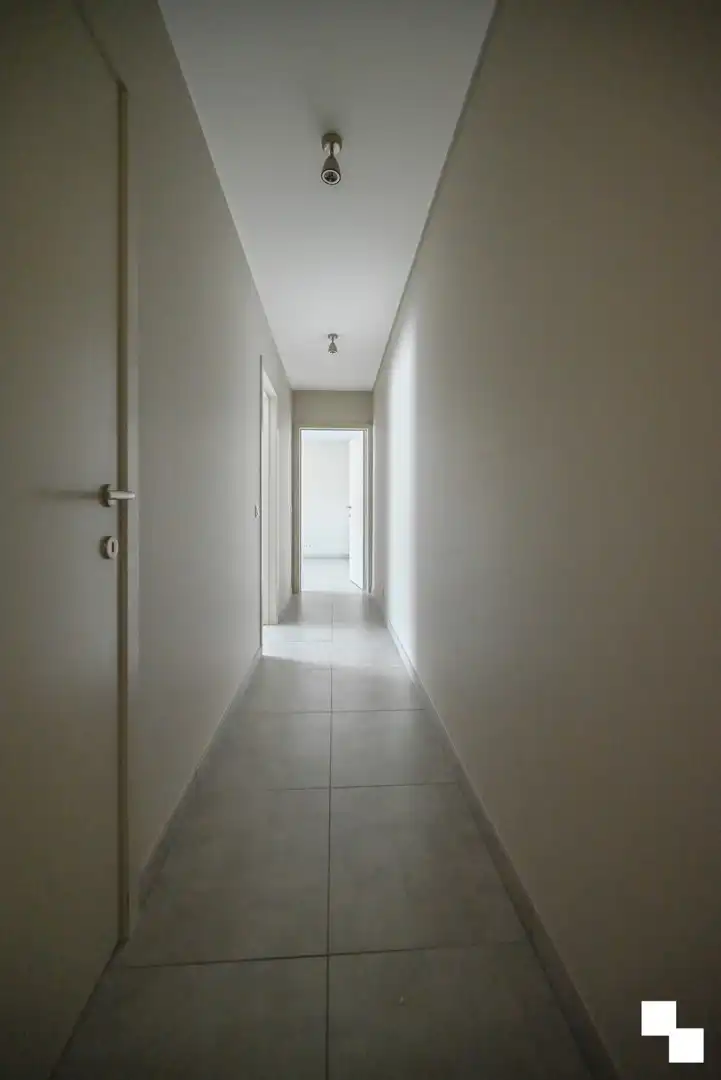 Appartement met ruim terras in het centrum van Kachtem foto 15