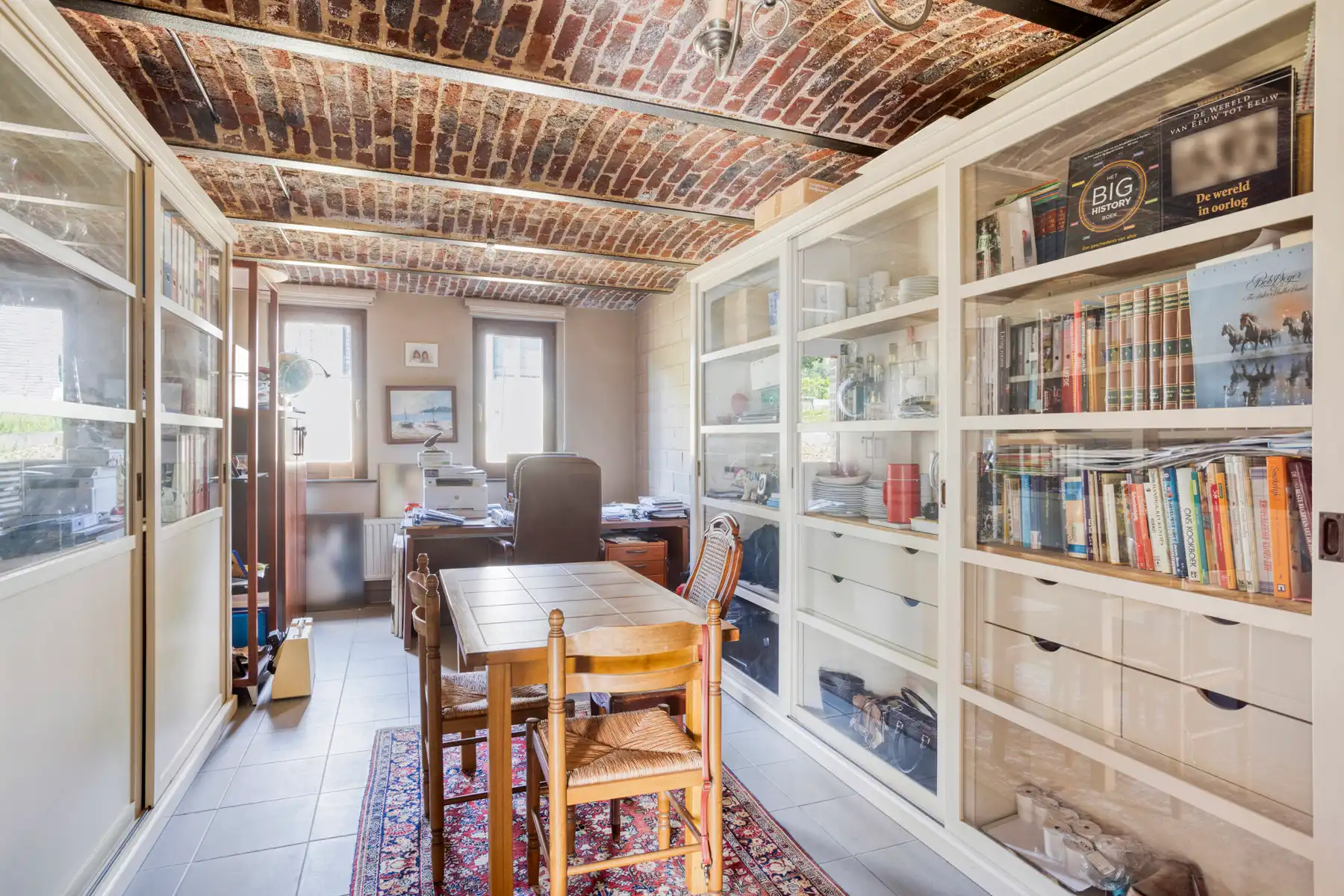 Karaktervolle woning met bouwgrond op perceel van 2.368 m²  foto 11