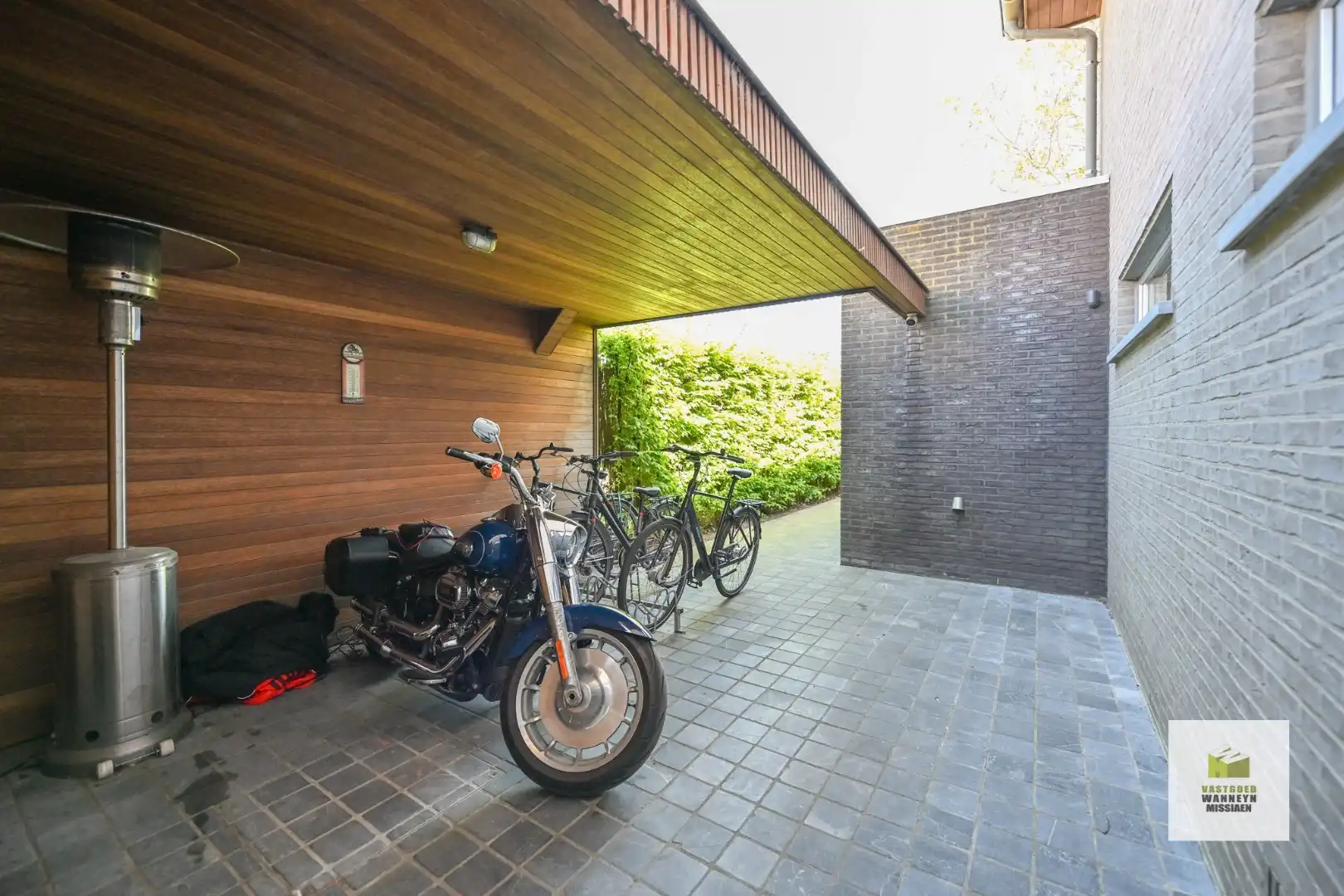 Energiezuinige alleenstaande woning met 5 slaapkamers op rustige ligging. foto 29