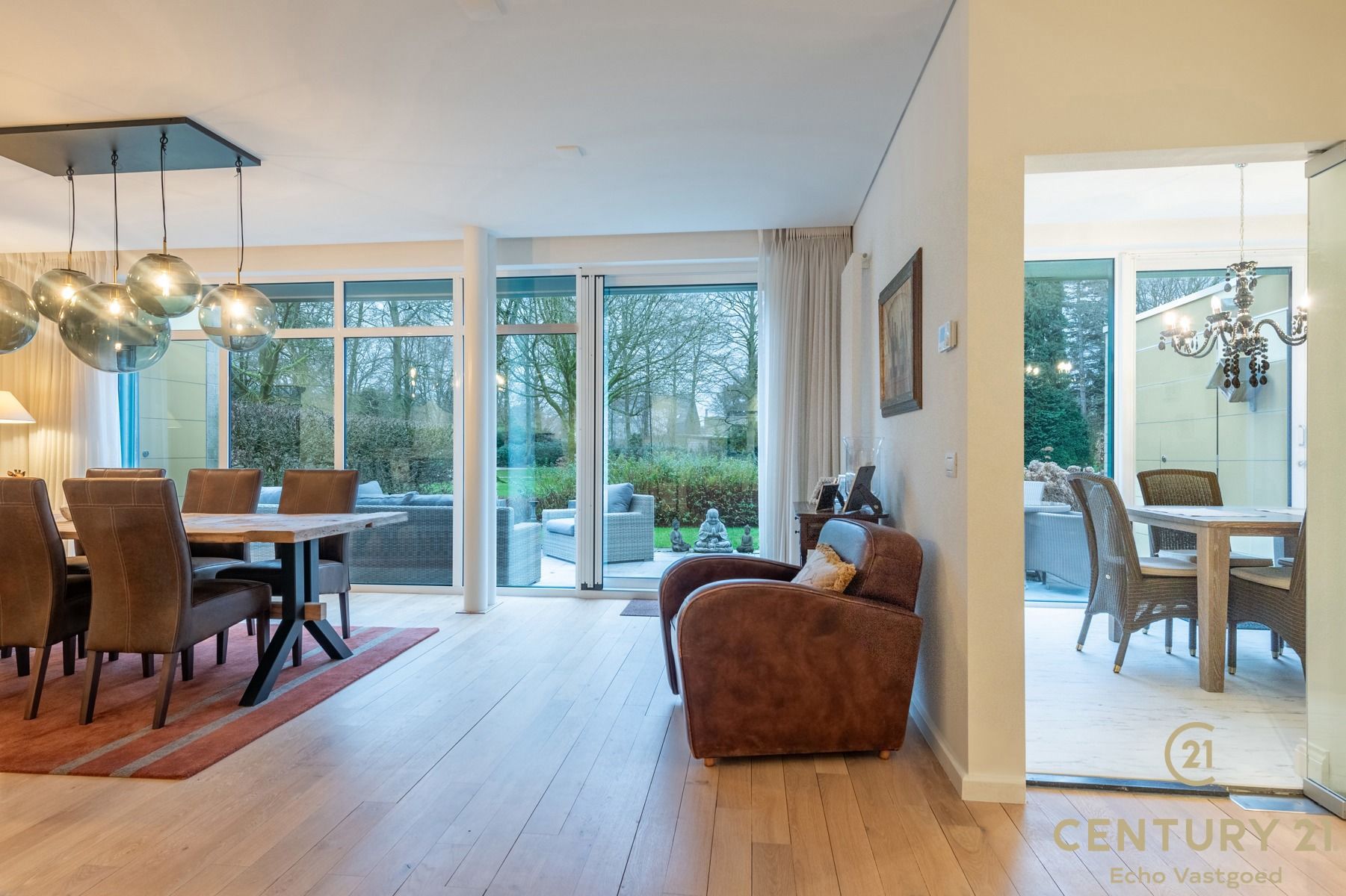 Exclusief gelijkvloers luxe appartement met parktuin foto 10