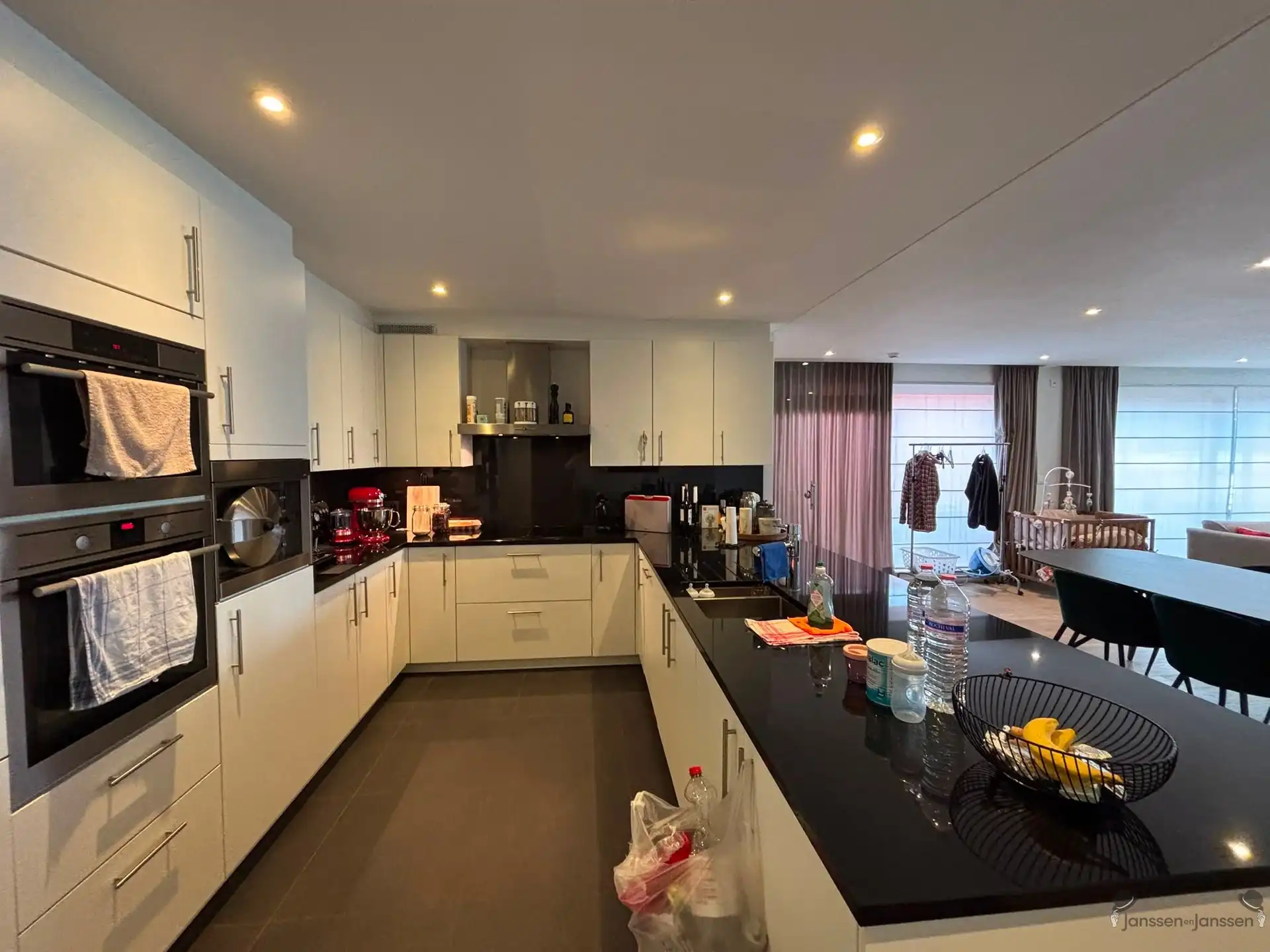 Ruim prachtig afgewerkt appartement met 3 slaapkamers en groot terras te huur in Boom foto 5