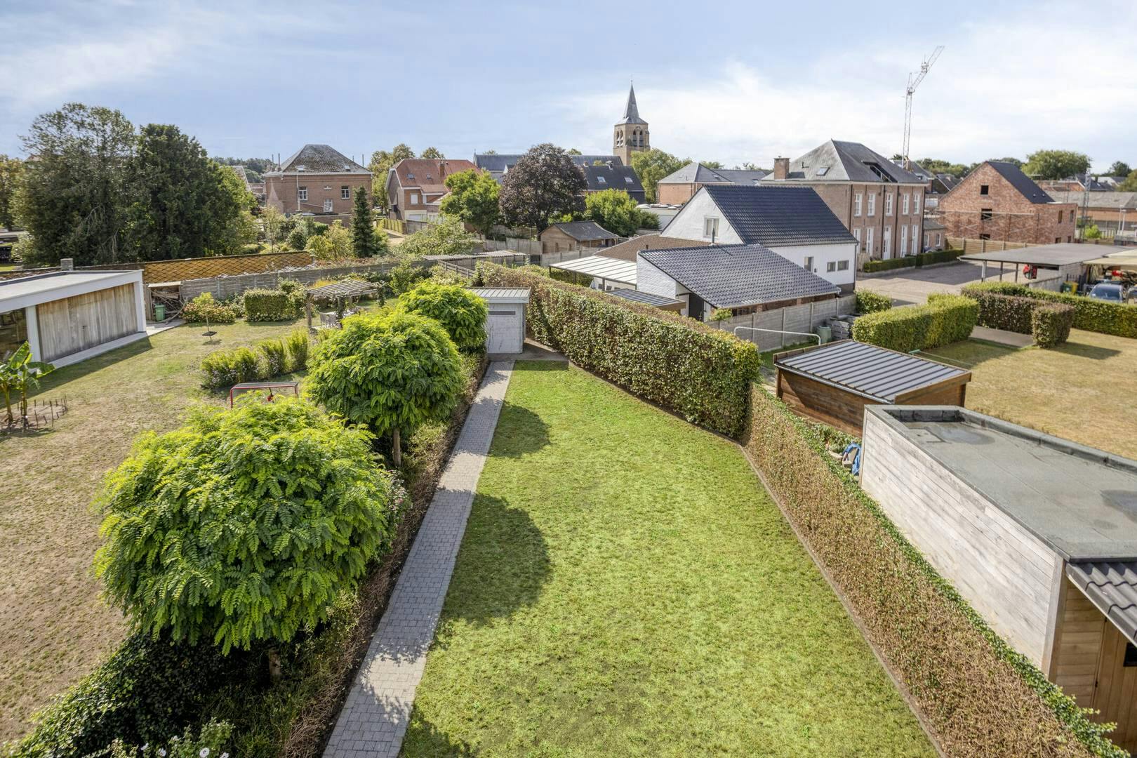 Rustig gelegen huis te koop nabij het centrum van Lichtaart foto 24