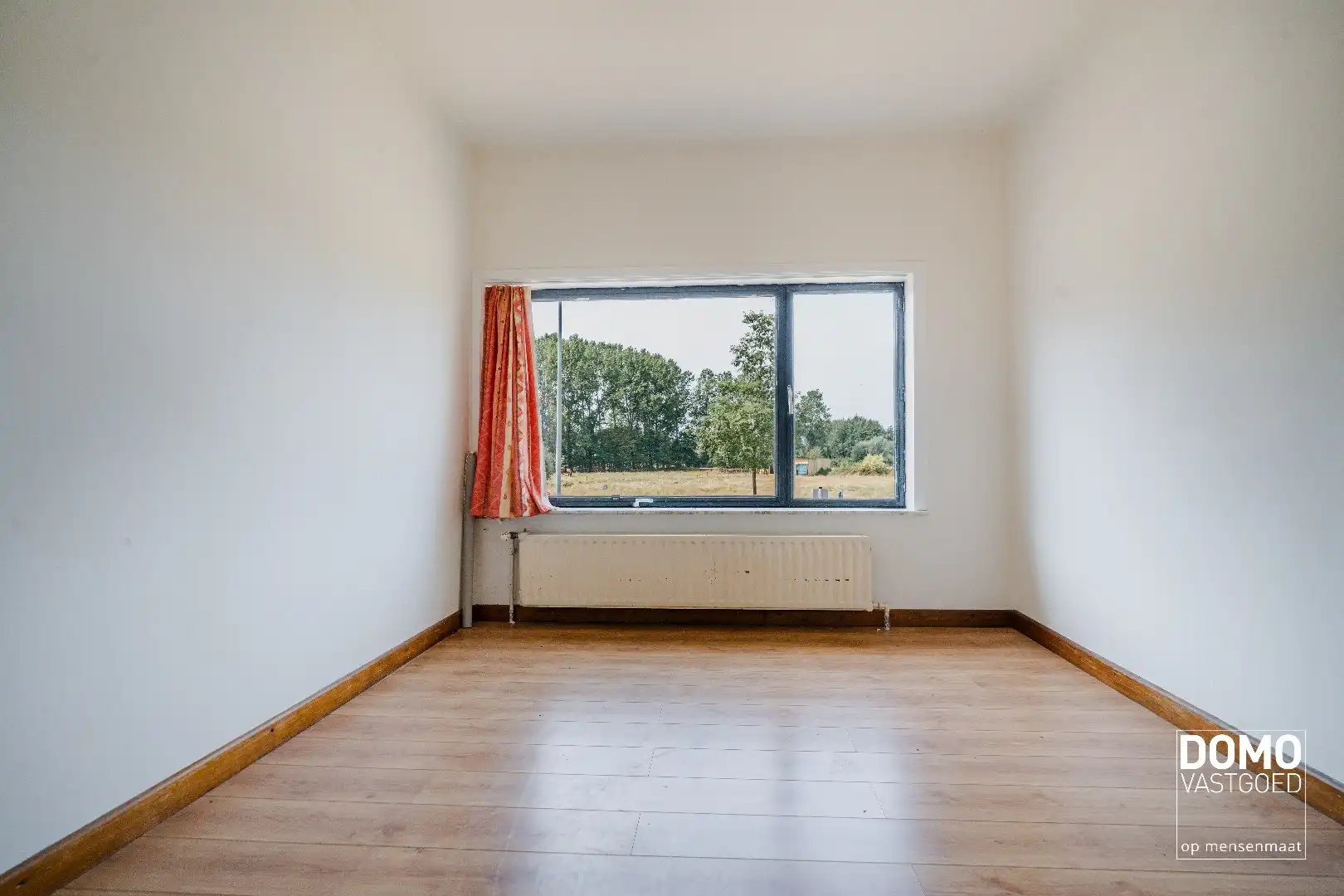 Open bebouwing met verkaveling mogelijkheden. Optioneel naastliggend perceel hooiland van 60a10ca bij aan te kopen. foto 10