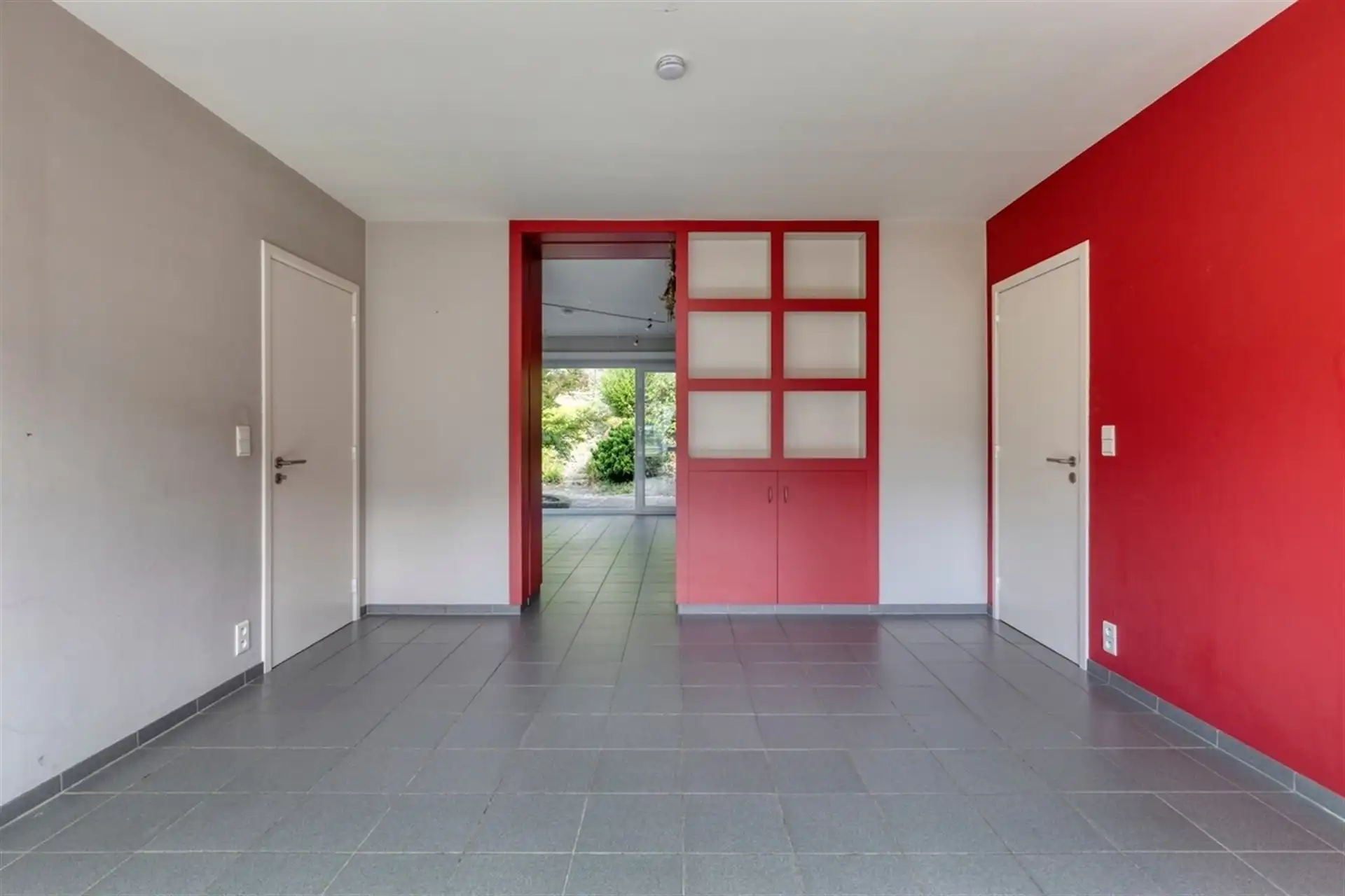 Recente en instapklare villa met 3/4 slaapkamers + bureau foto 10