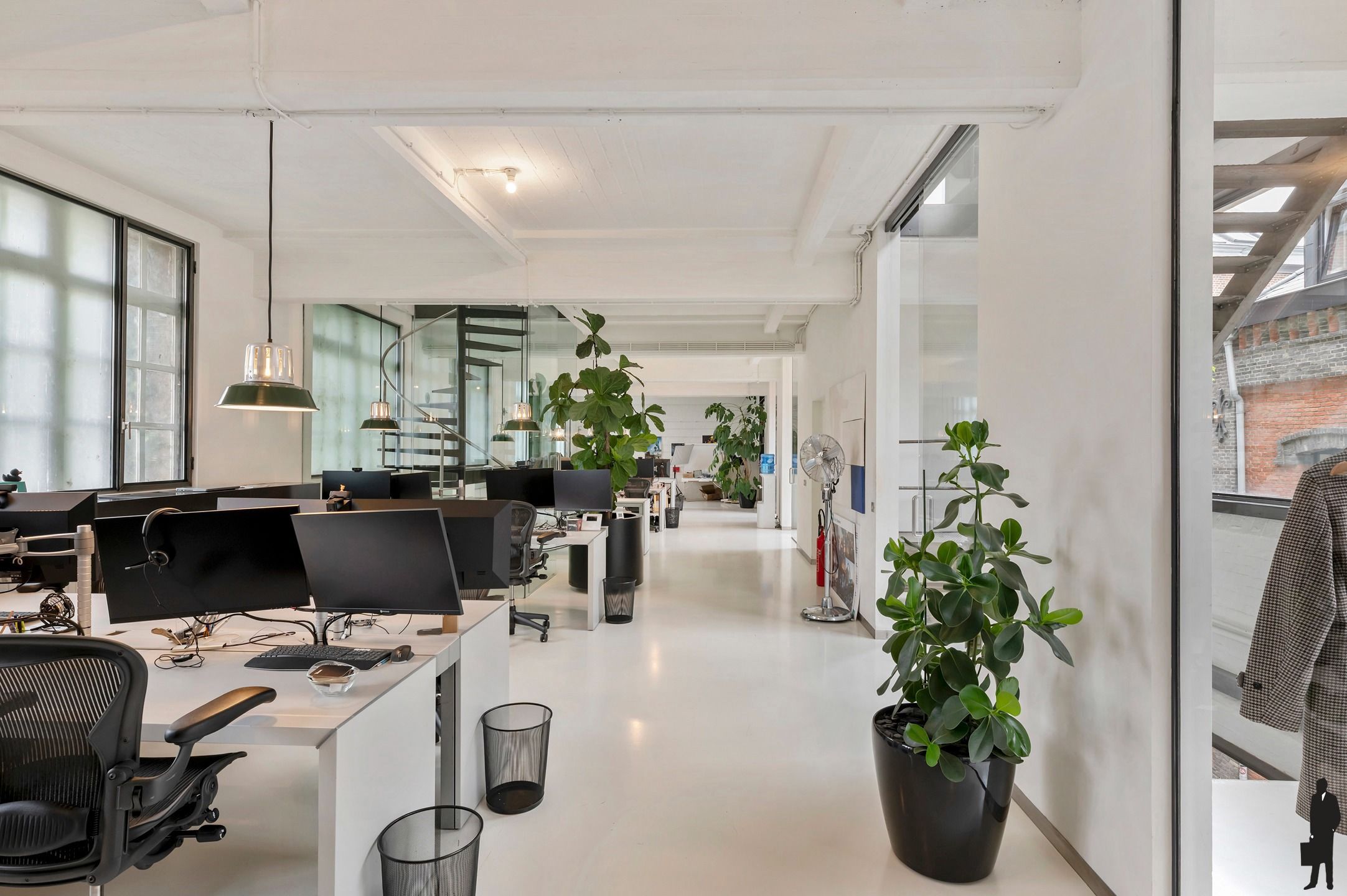 Unieke loft met perfecte synergie tussen wonen en werken foto 30