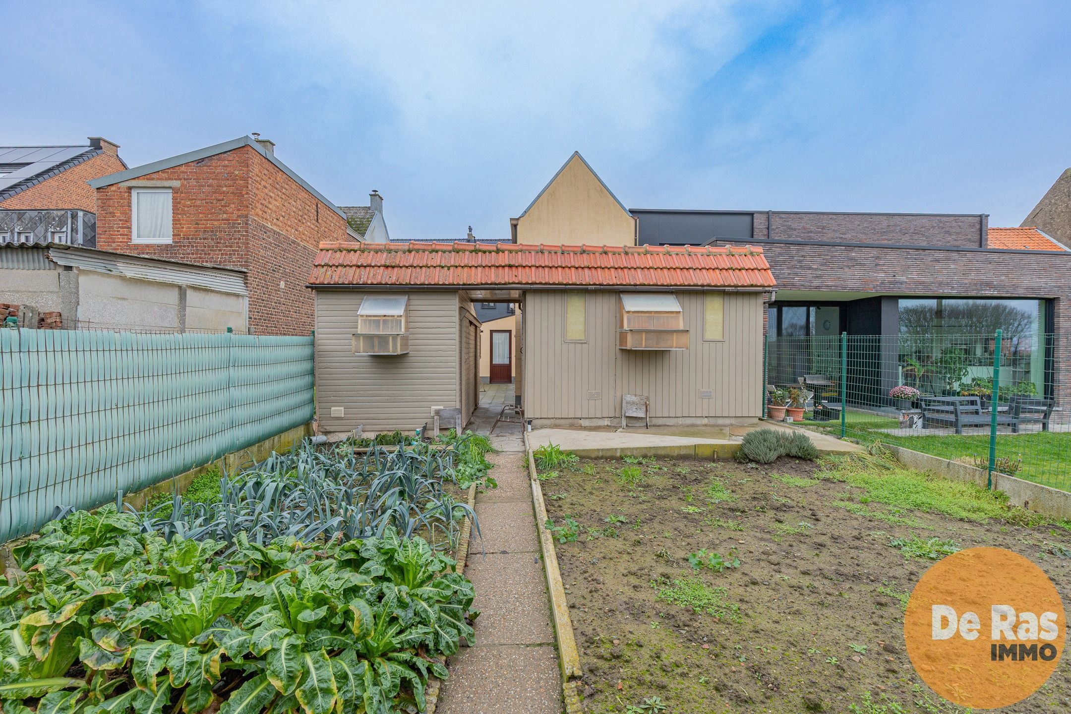 HERZELE– Starterswoning |Opbrengsteigendom nabij het centrum foto 18