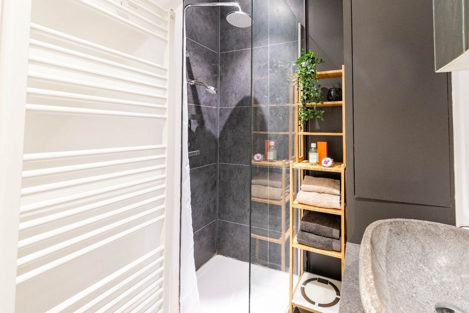 Instapklaar appartement met 2 slpks in kleinschalig gebouw foto 11