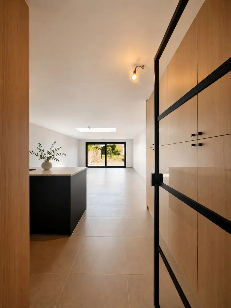 Instapklare woning te Kuurne met 3 slaapkamers, zijweg, oprit en zoveel meer! foto 4