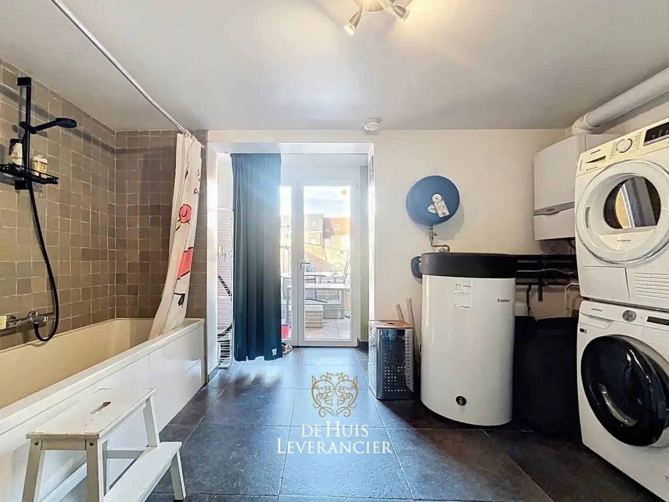 Ruime gezinswoning met 4 slpks, 2 bdks en tuin tegenover park De Schorre te koop foto 25